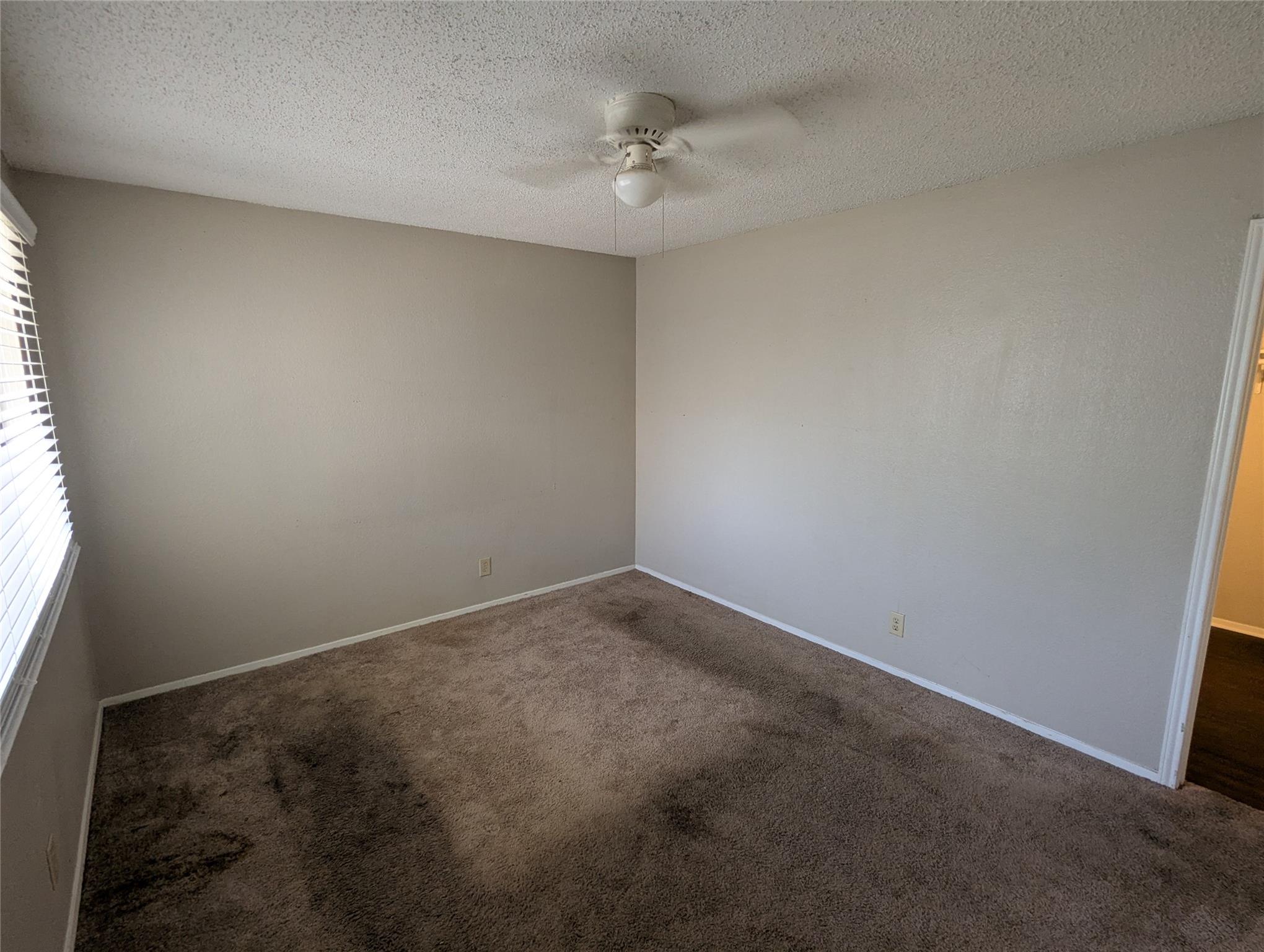 1204 Greenbriar Loop, Round Rock, TX 78664