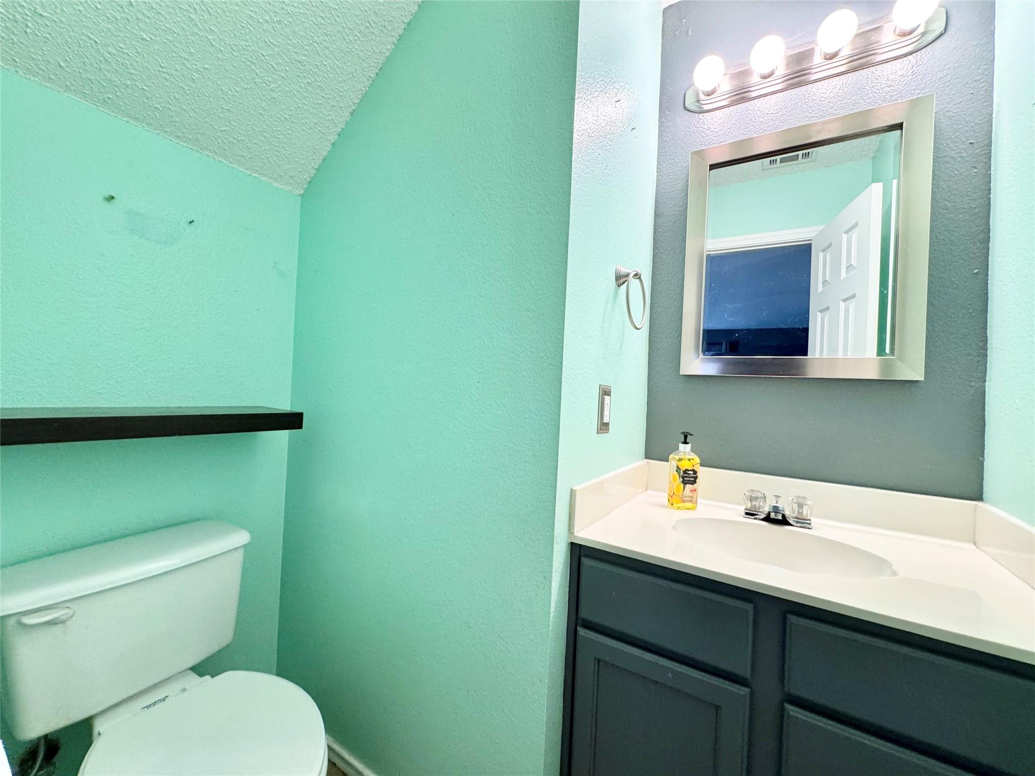 2204 Desco Dr, Austin, TX 78748