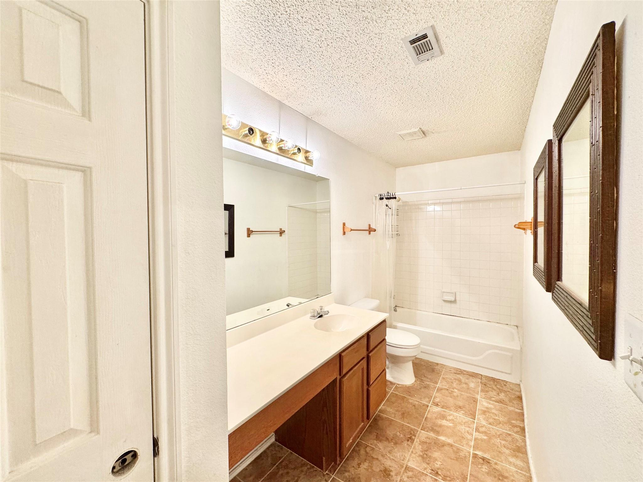 2204 Desco Dr, Austin, TX 78748