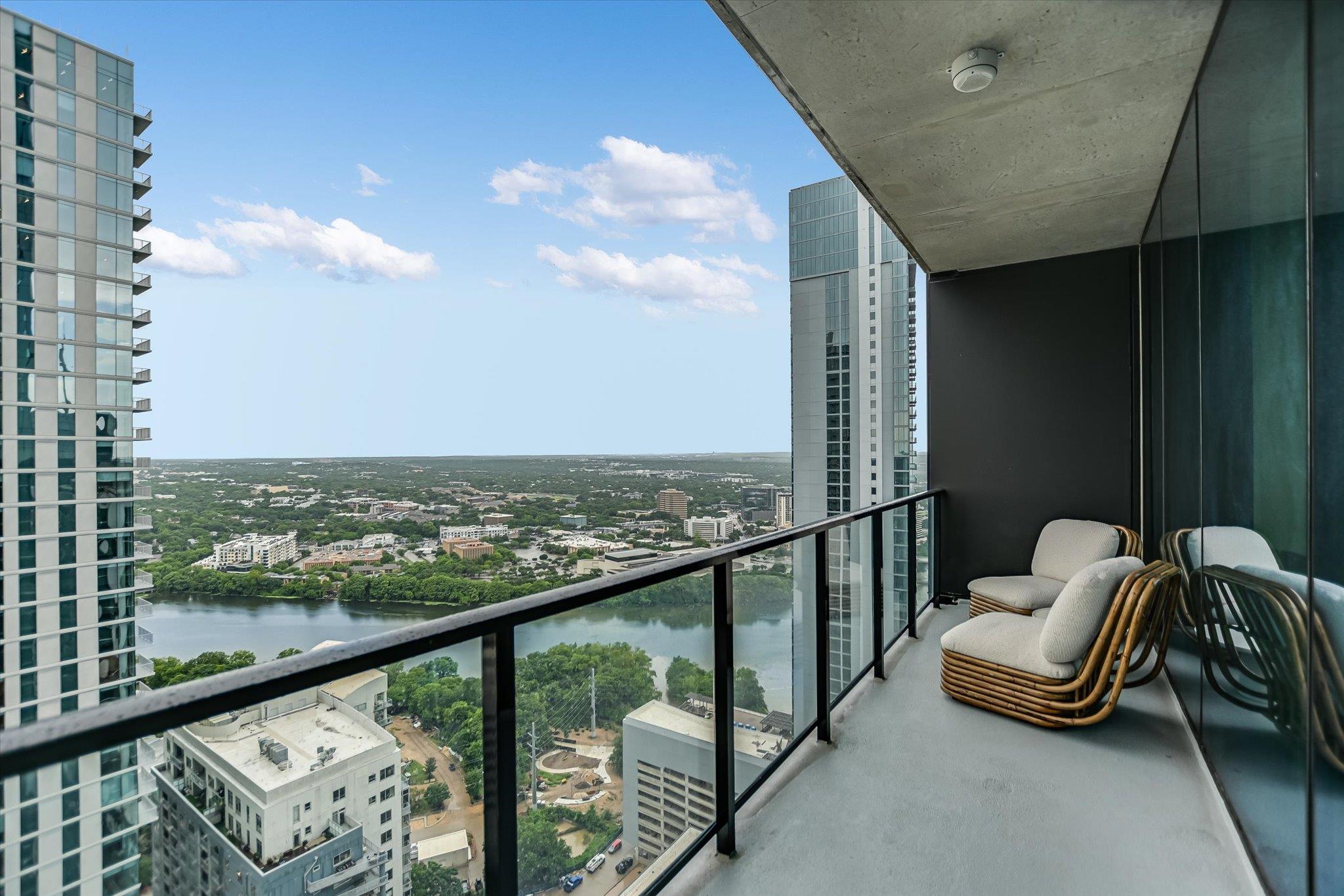 610 Davis St # 3402, Austin, TX 78701