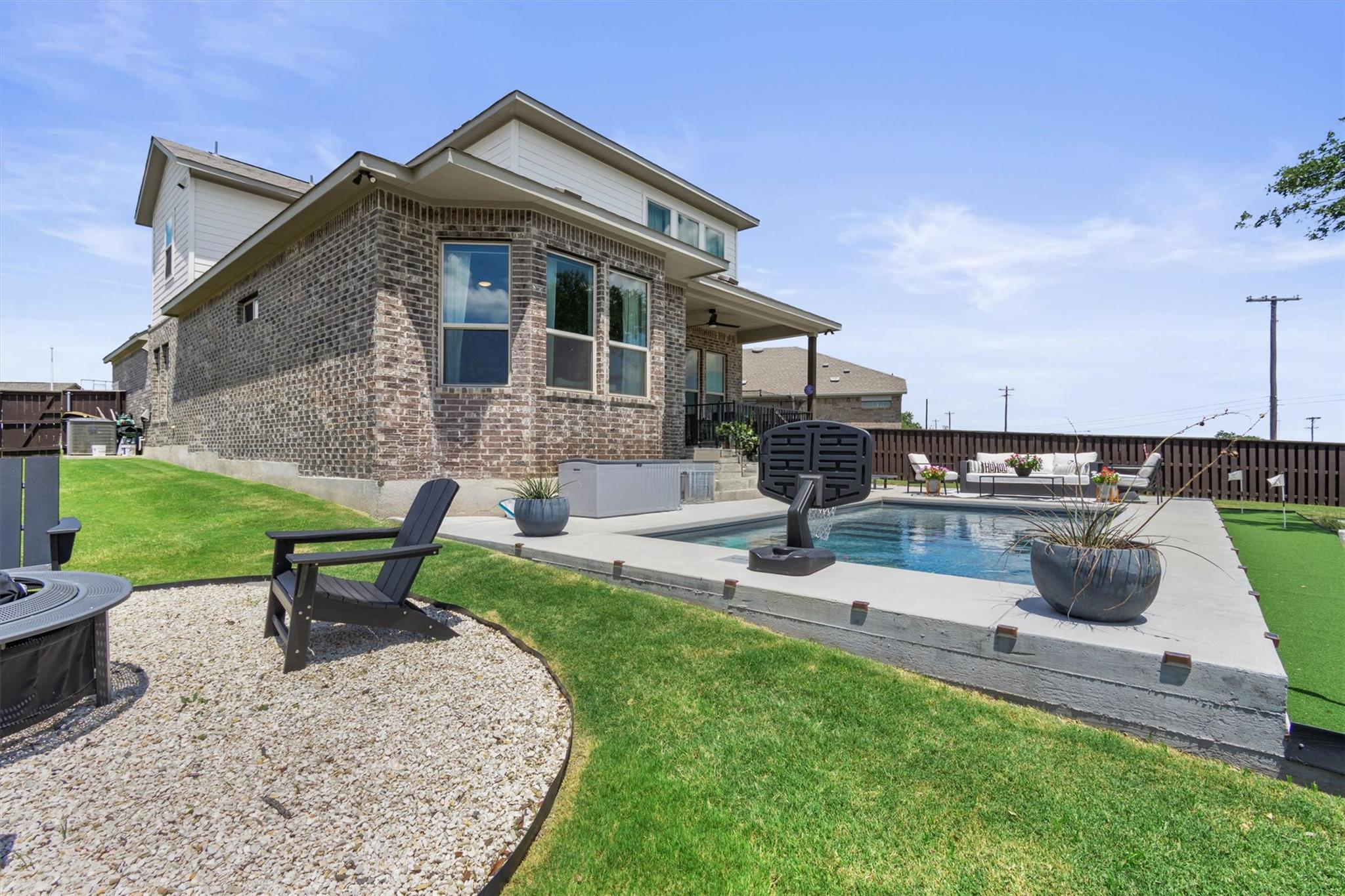 2232 Sawdust Dr, Georgetown, TX 78633