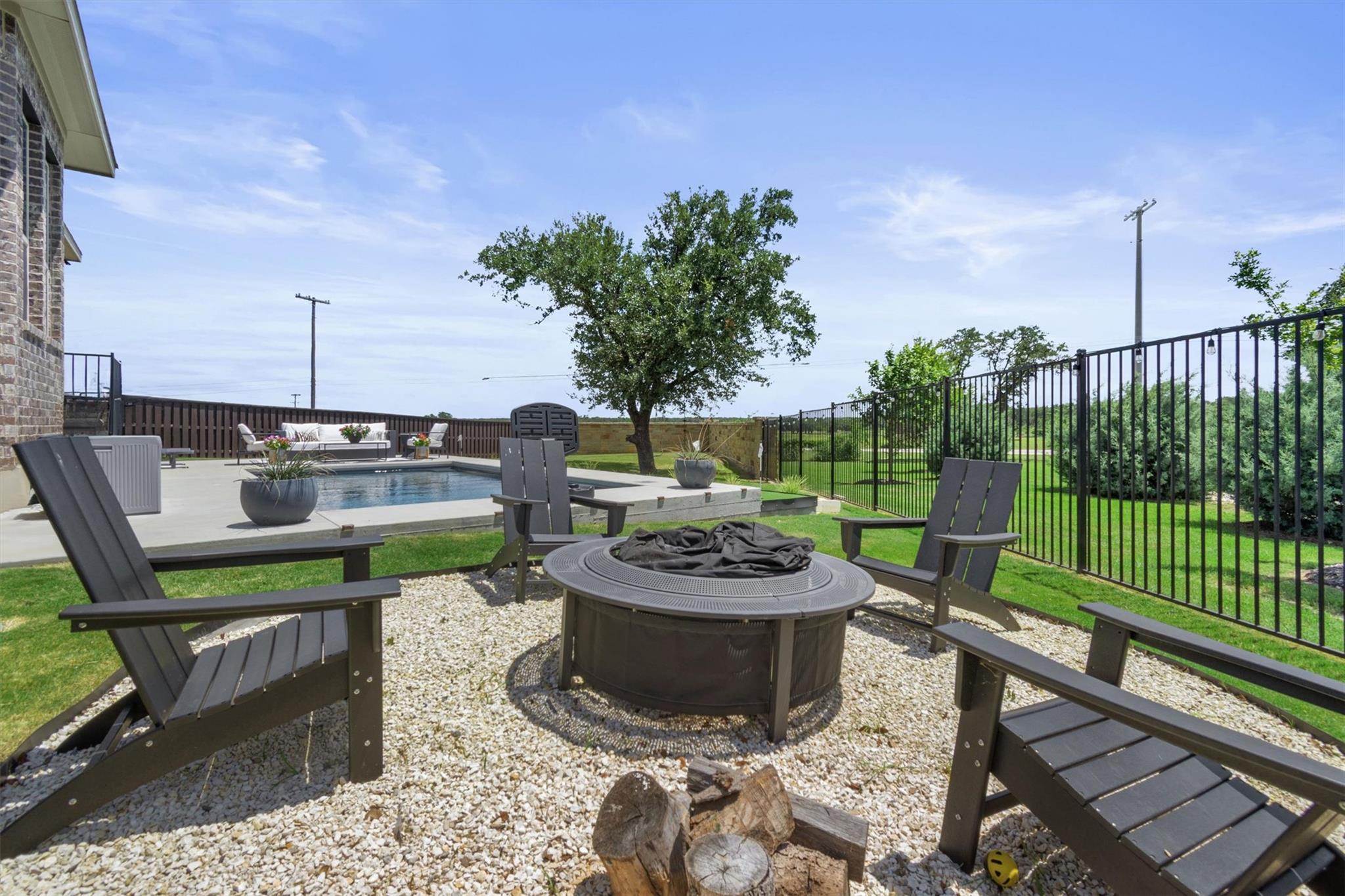 2232 Sawdust Dr, Georgetown, TX 78633