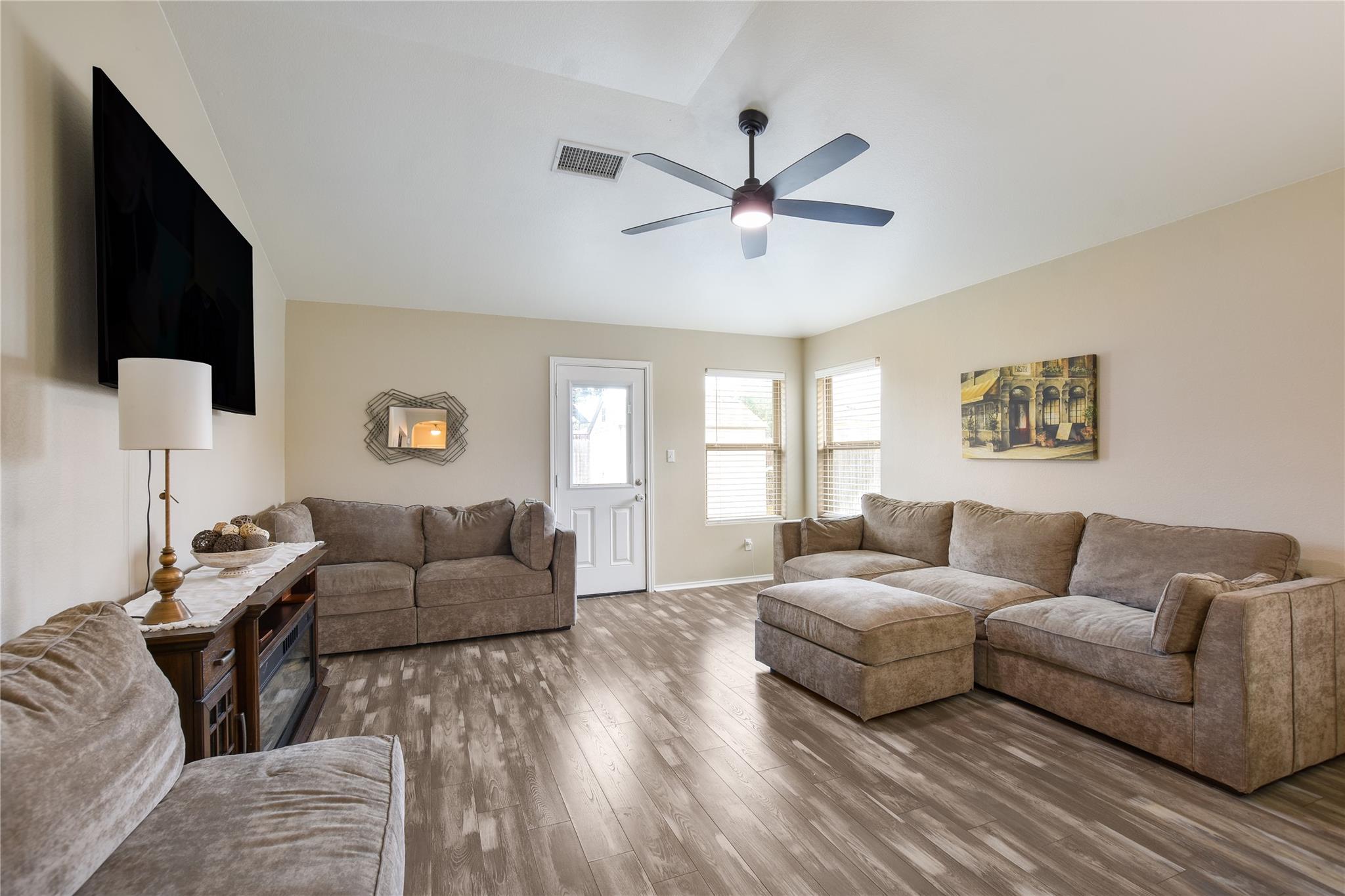 16809 Bridgefarmer Blvd, Pflugerville, TX 78660