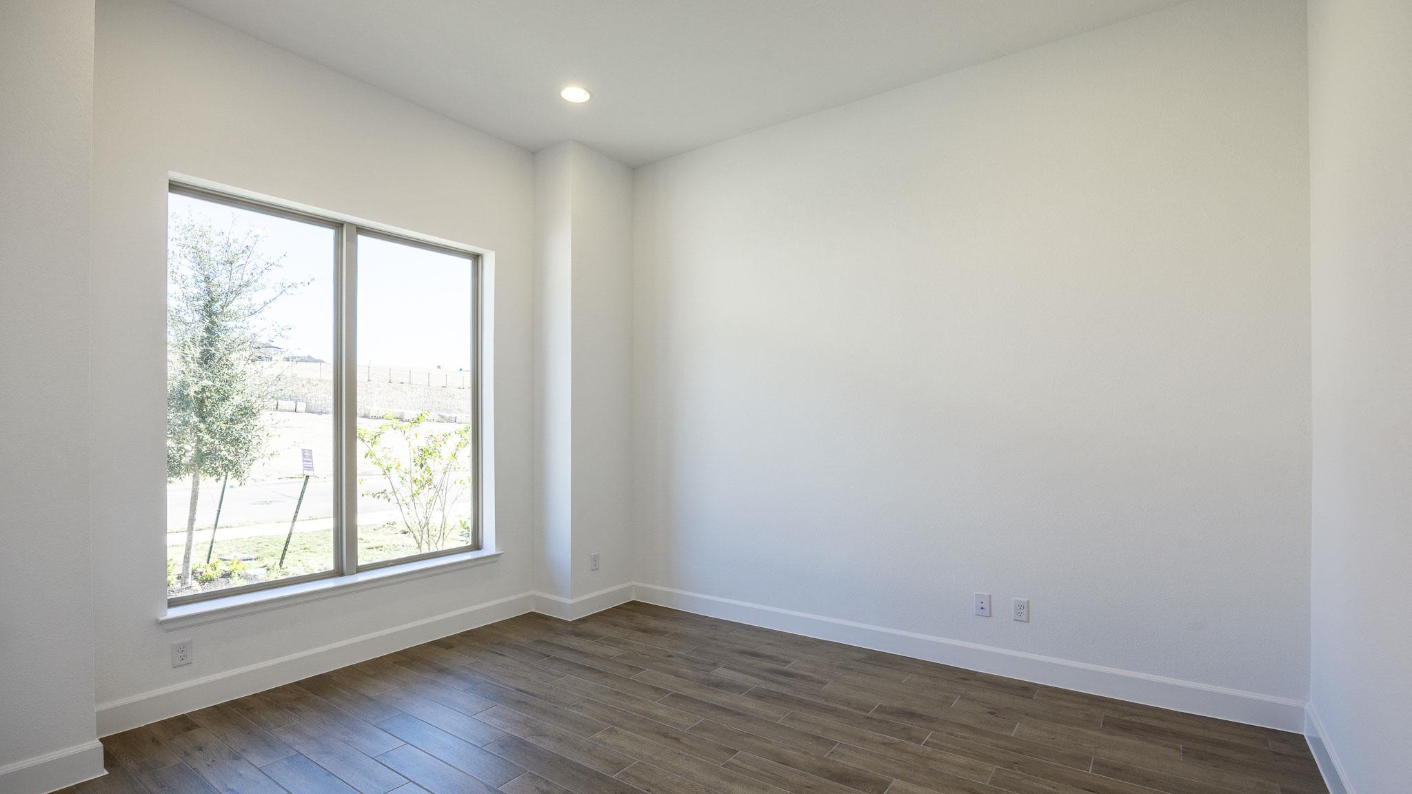 112 Ensberg Ln, Liberty Hill, TX 78642