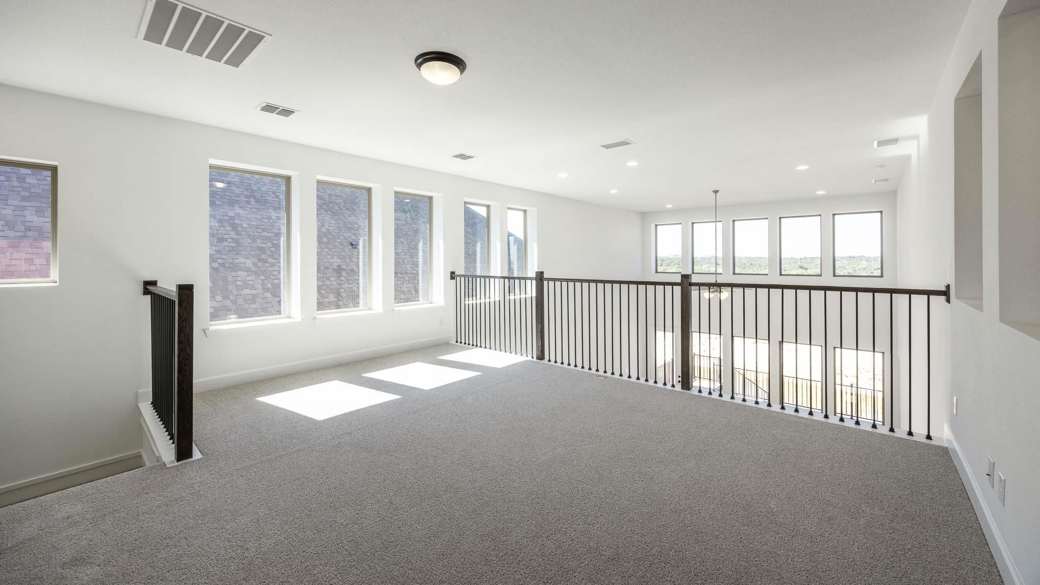 112 Ensberg Ln, Liberty Hill, TX 78642