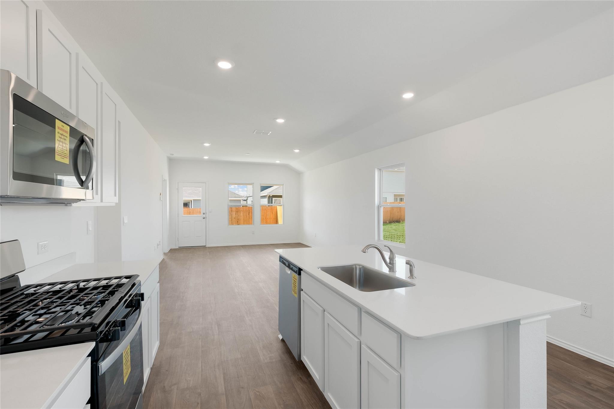 13306 Mancos Shale Rd, Mustang Ridge, TX 78610