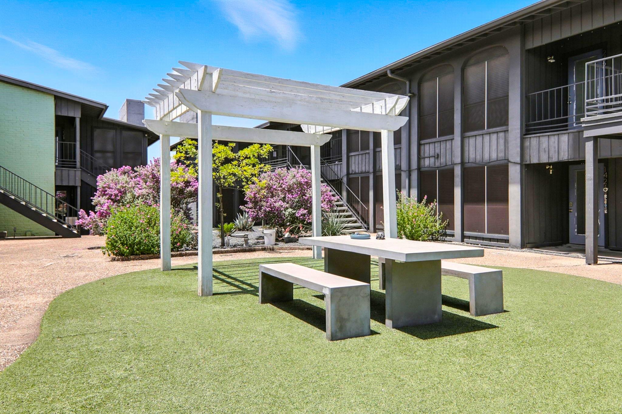 909 Reinli St # 144, Austin, TX 78751