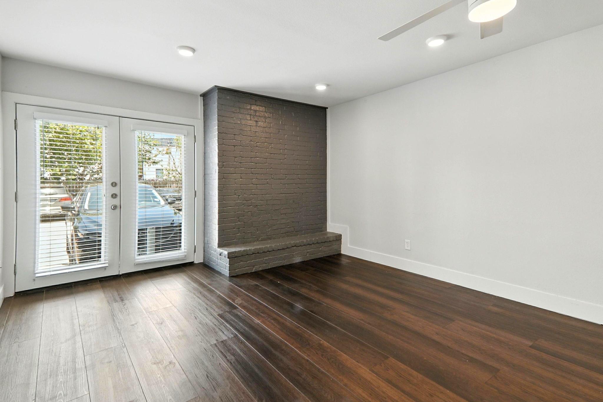 909 Reinli St # 144, Austin, TX 78751