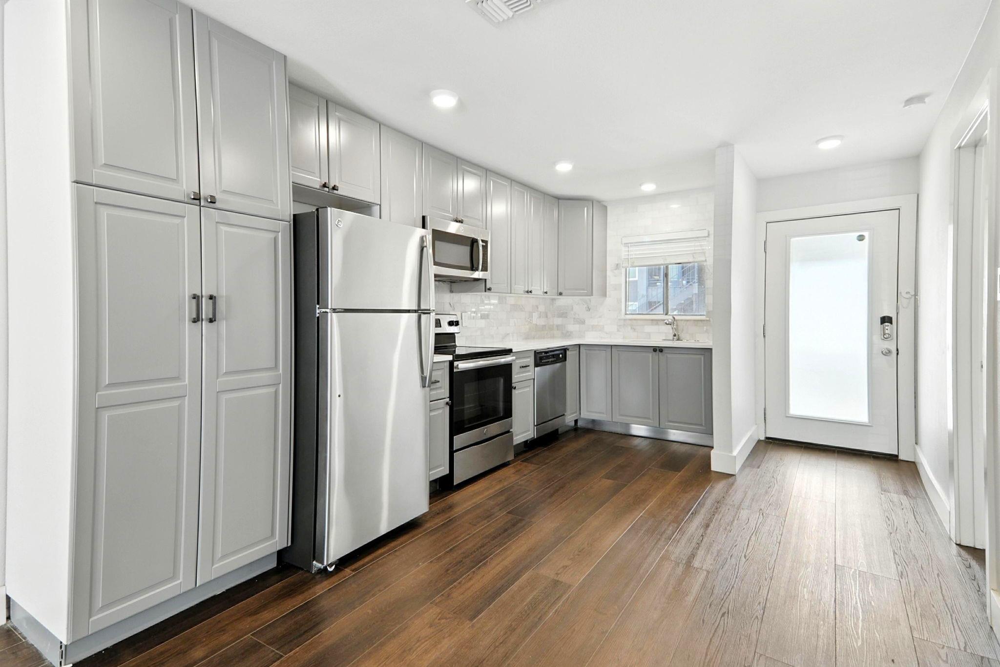 909 Reinli St # 144, Austin, TX 78751