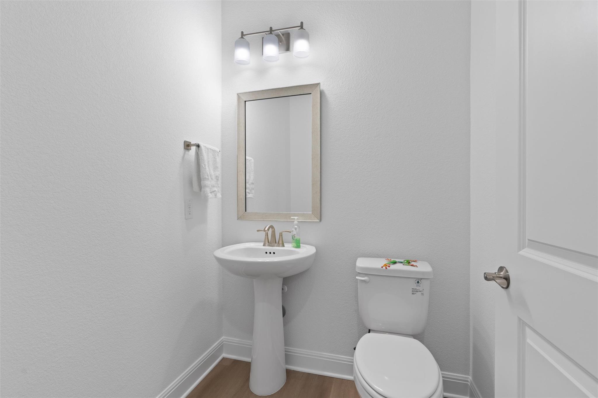 108 Diamond Point Rd, Georgetown, TX 78633