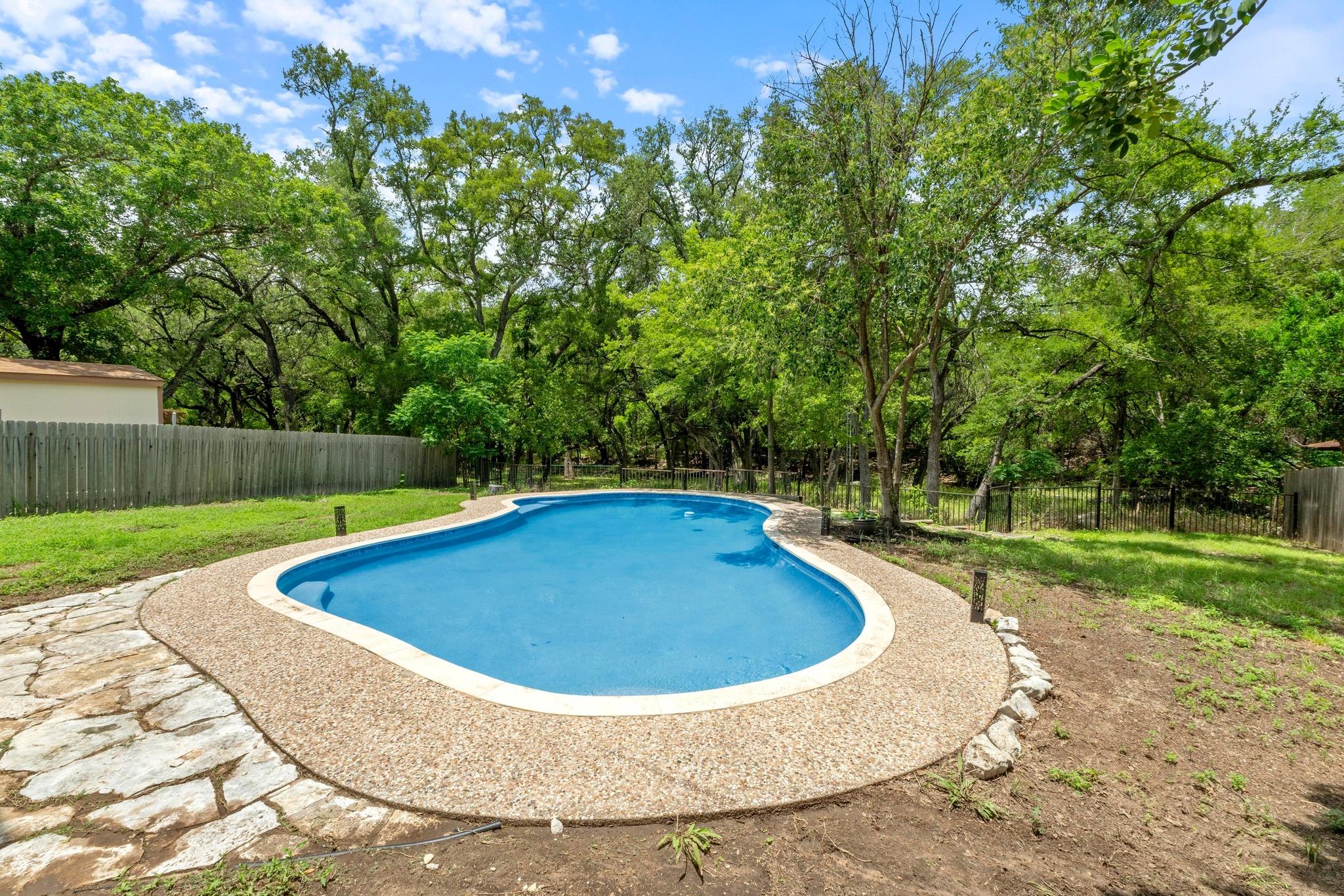 6802 Lost Vly, Austin, TX 78745