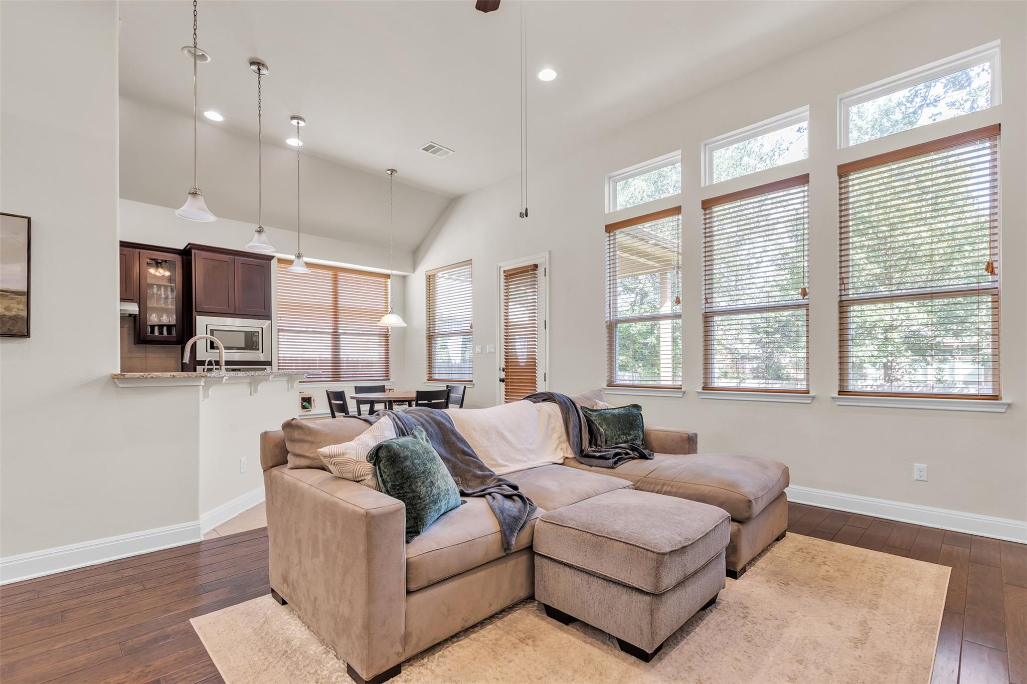 11813 Rosario Cv, Austin, TX 78739