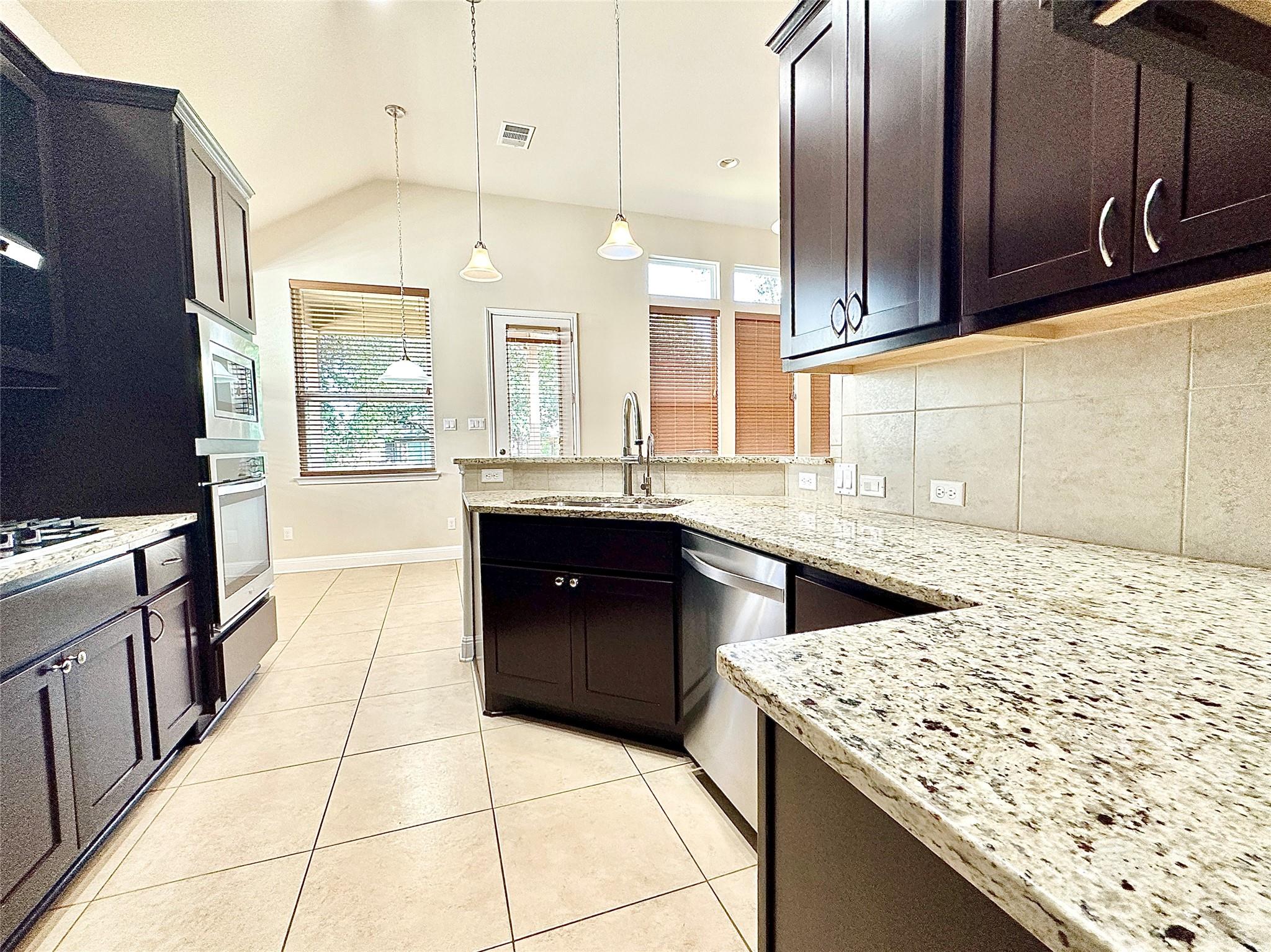 11813 Rosario Cv, Austin, TX 78739