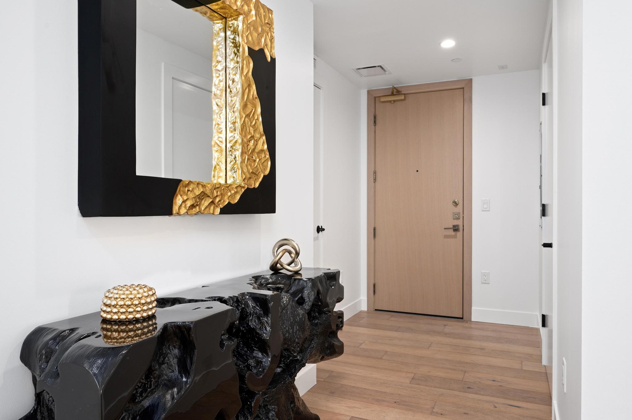 70 Rainey St # 1509, Austin, TX 78701