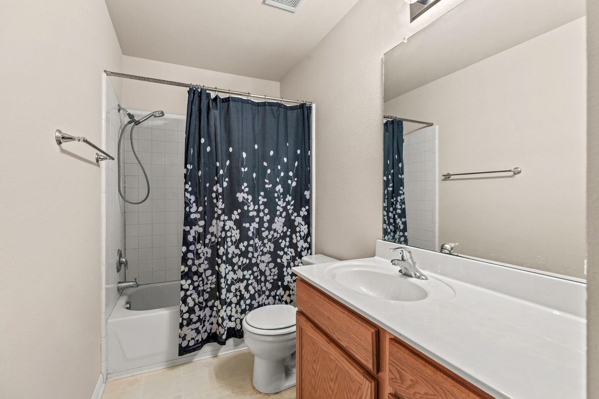 356 Discovery, Kyle, TX 78640