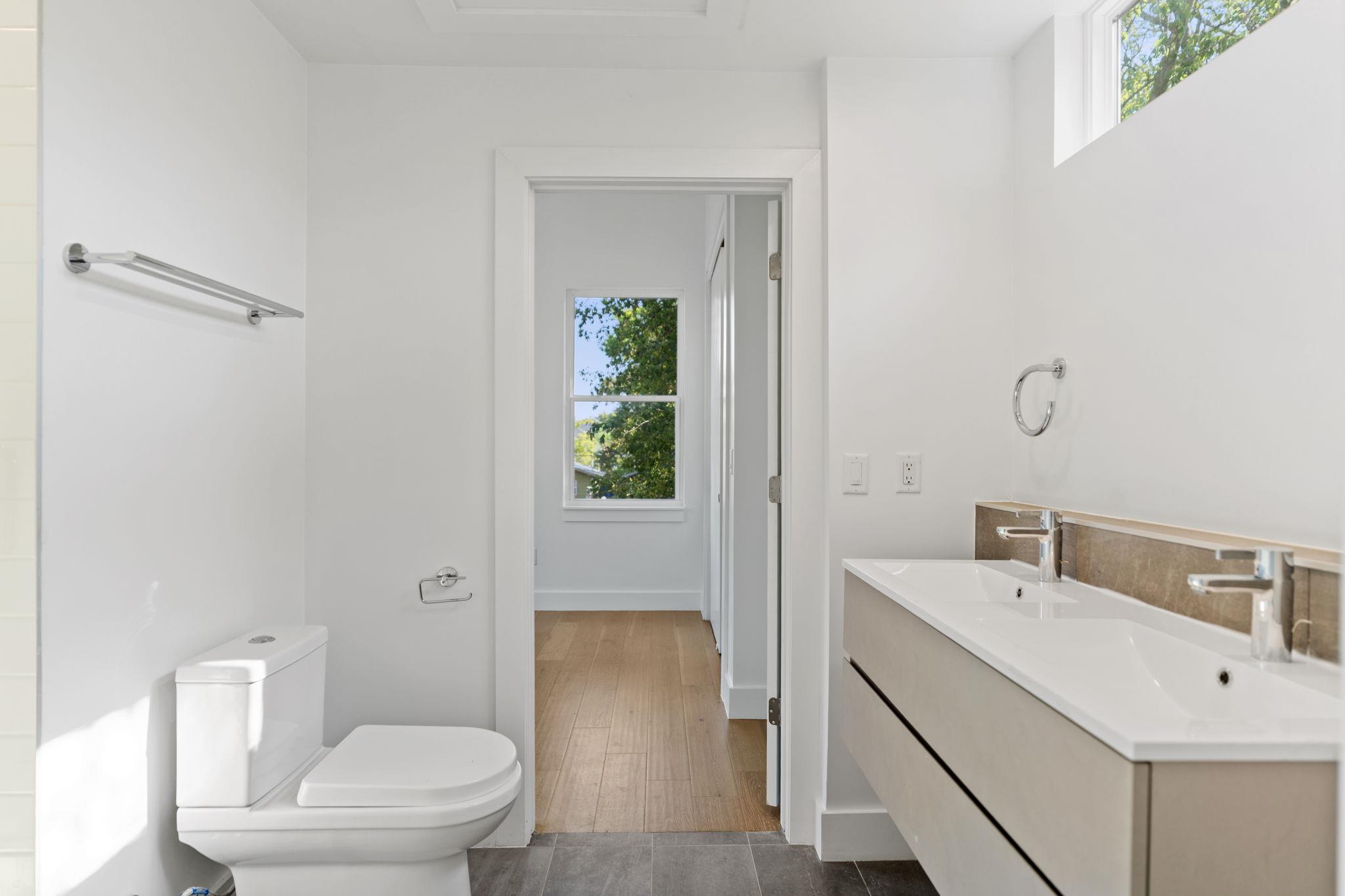 403 Middle Ln # 2, Austin, TX 78753