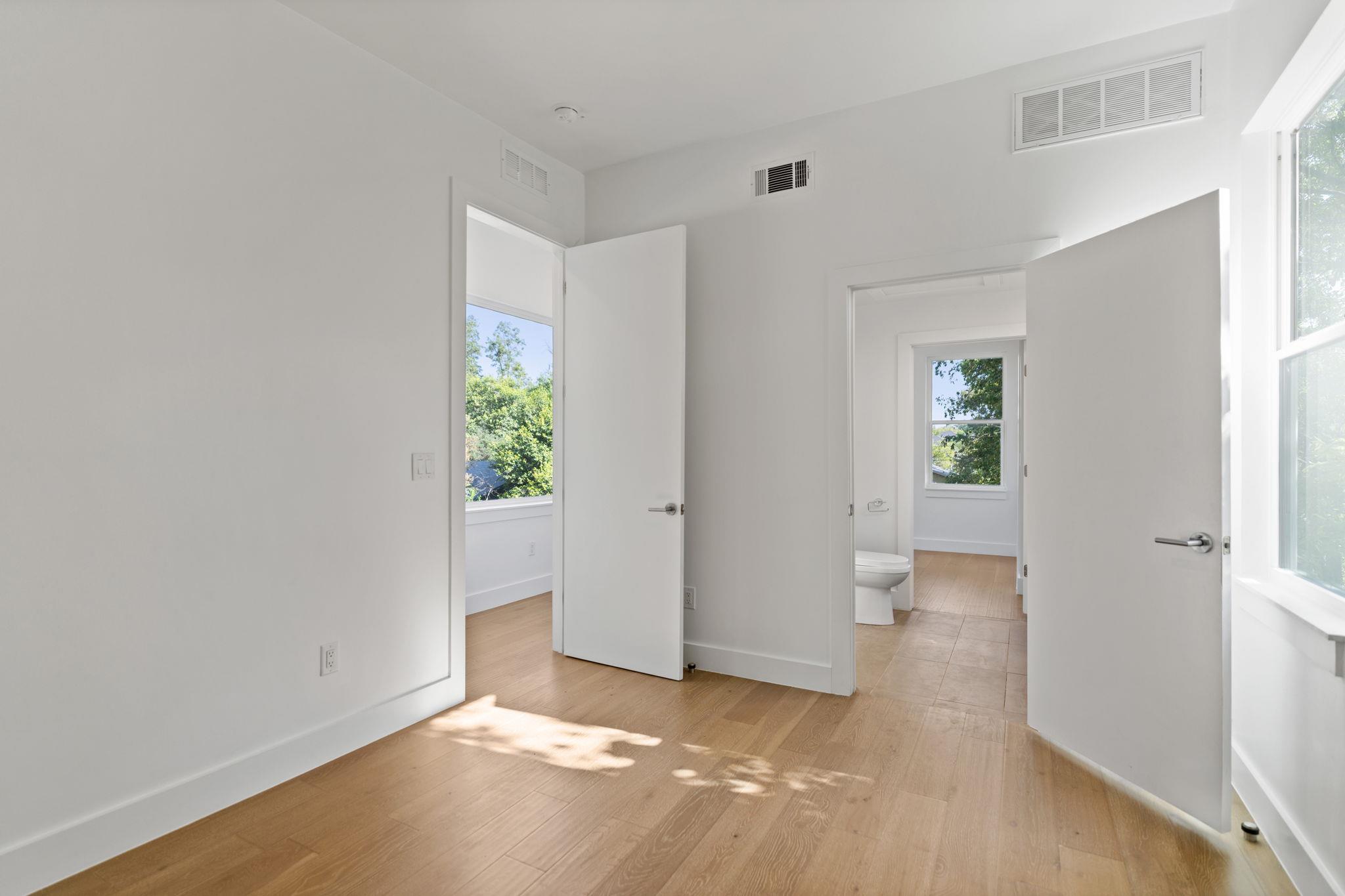 403 Middle Ln # 2, Austin, TX 78753