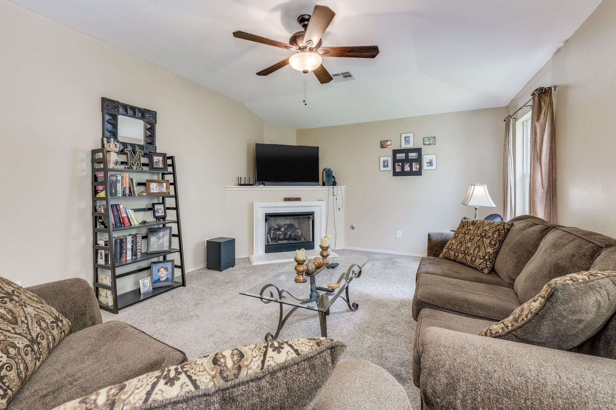 3309 Blue Ridge Dr, Round Rock, TX 78681