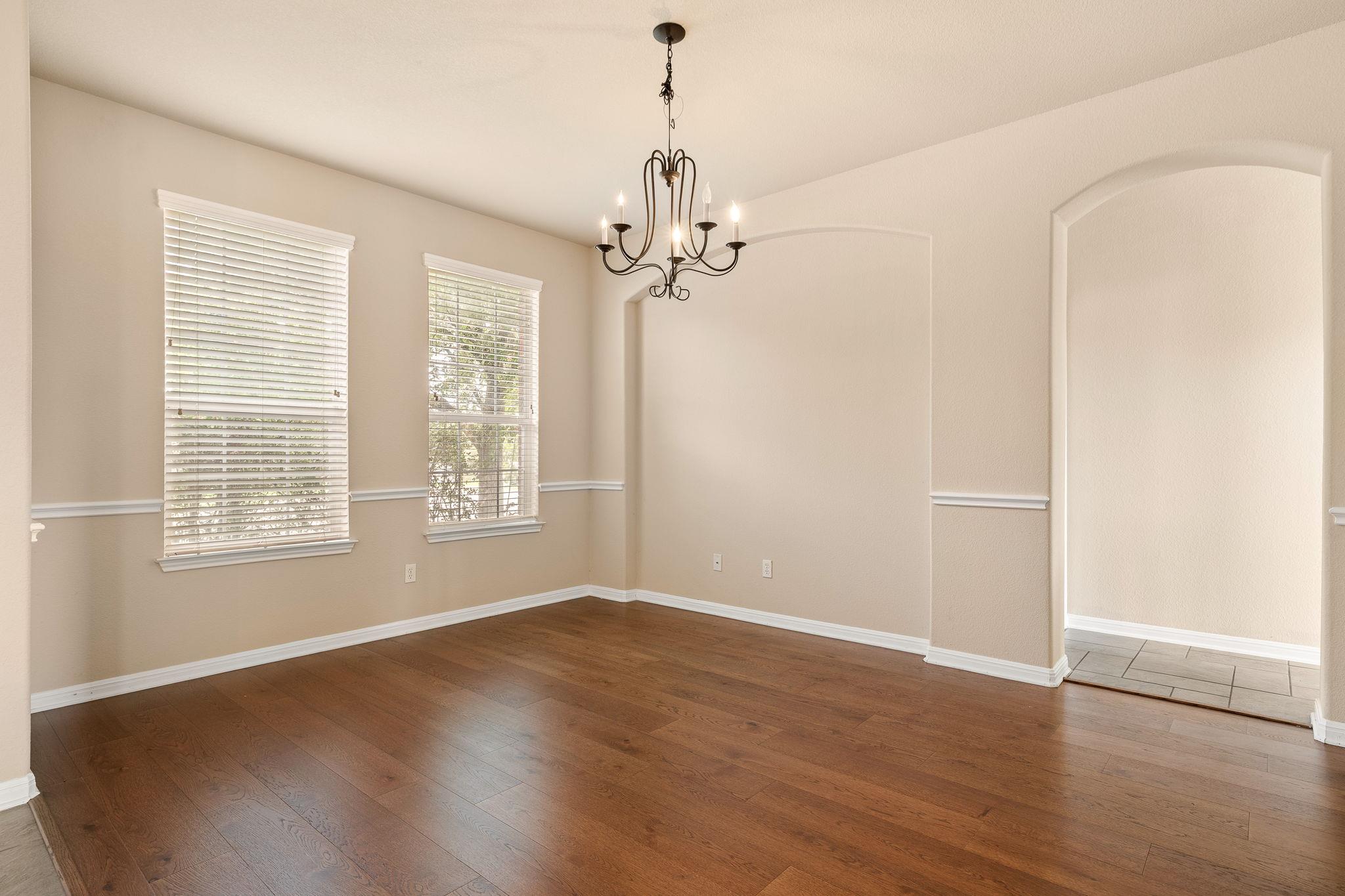 676 Rusk Rd, Round Rock, TX 78665