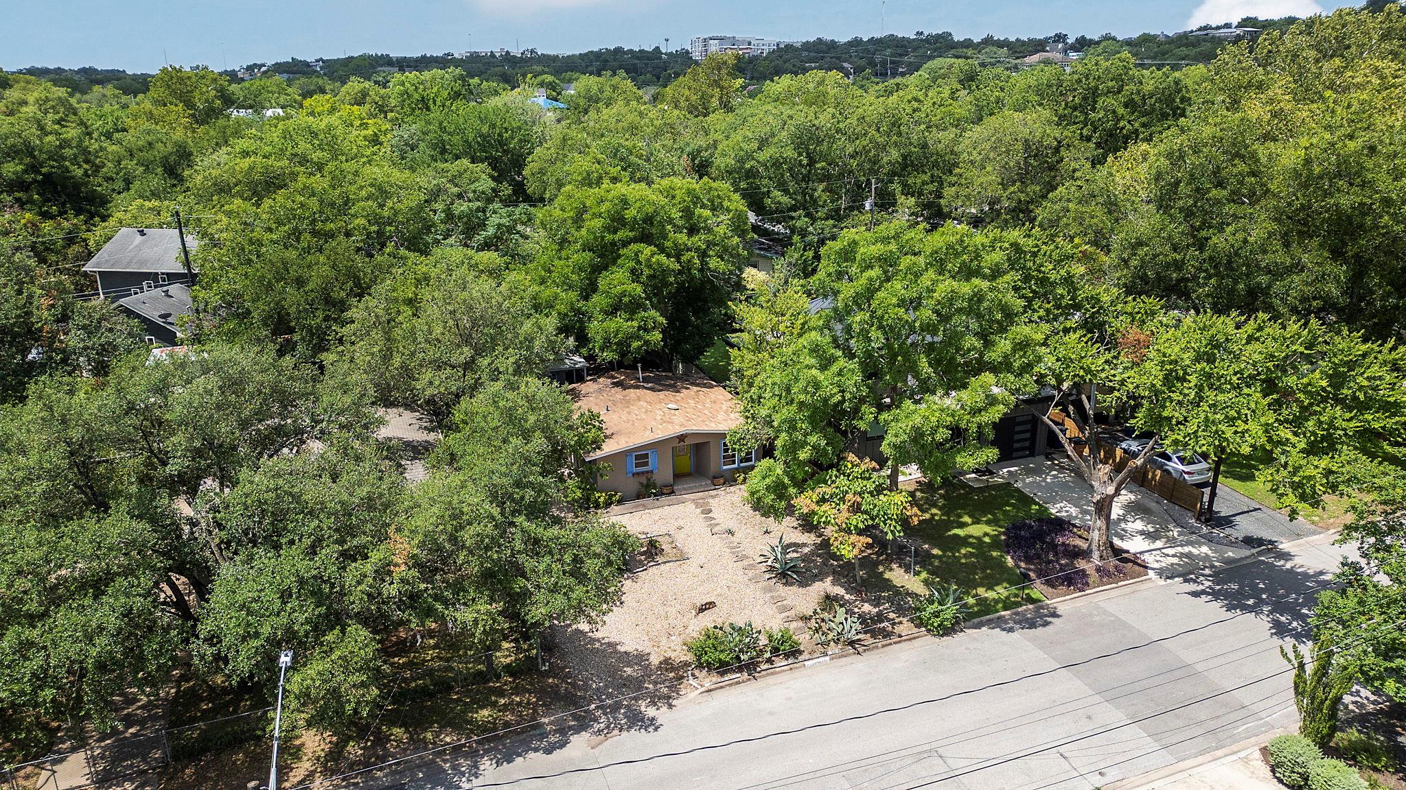 405 El Paso St, Austin, TX 78704