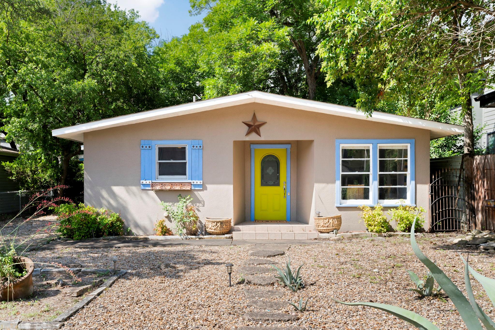 405 El Paso St, Austin, TX 78704