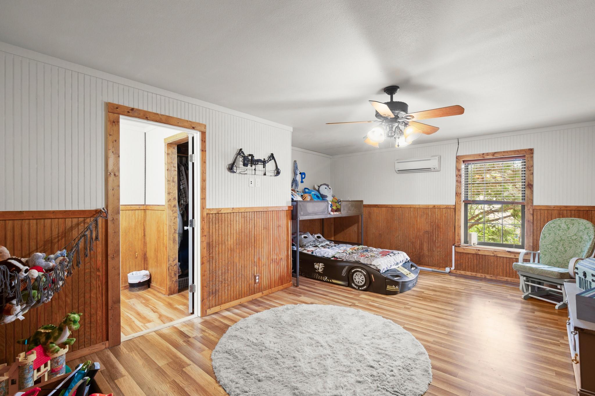 320 Pecan 3, Florence, TX 76527