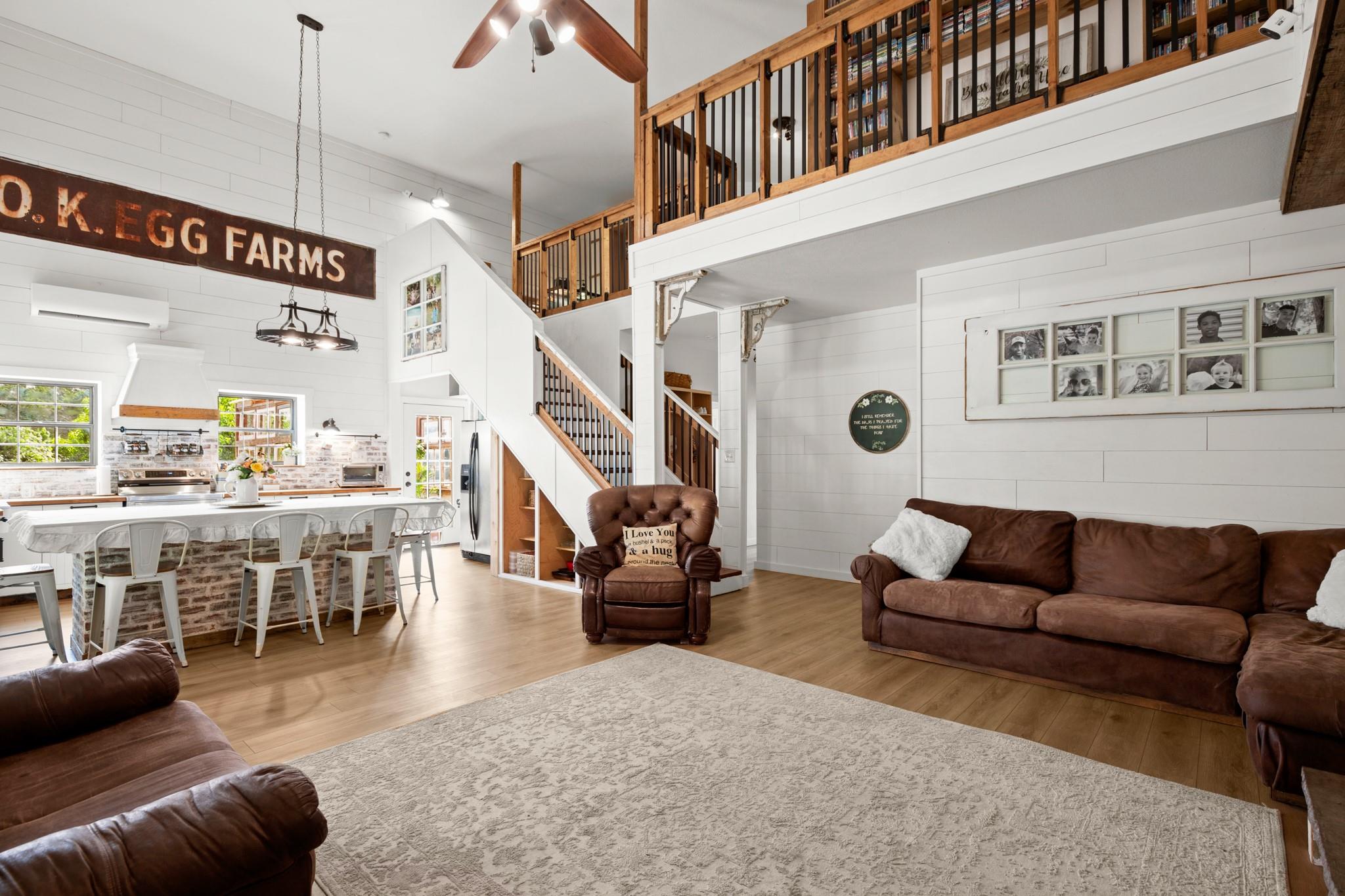 320 Pecan 3, Florence, TX 76527