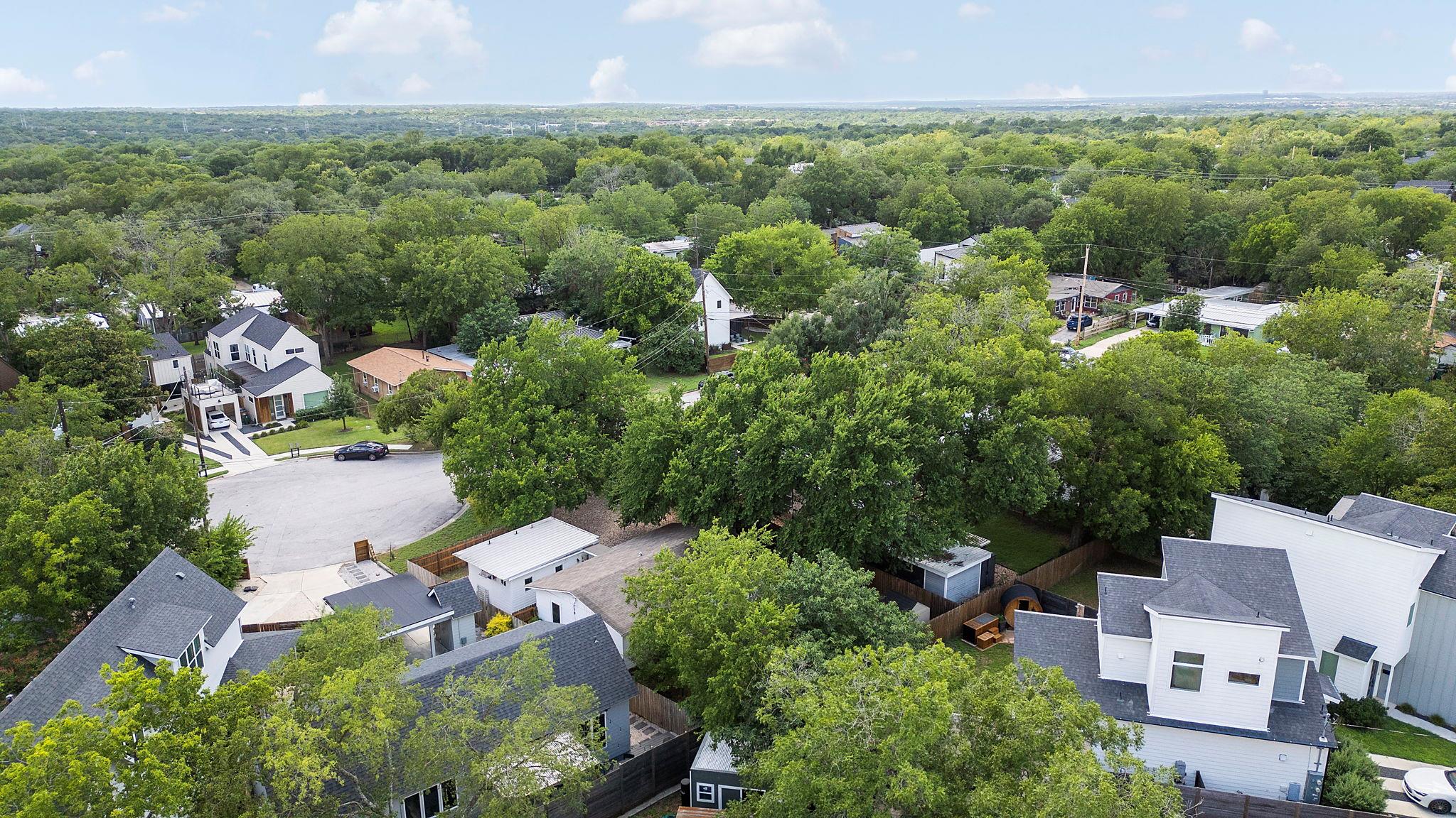 904 Plateau CIR, Austin, TX 78745