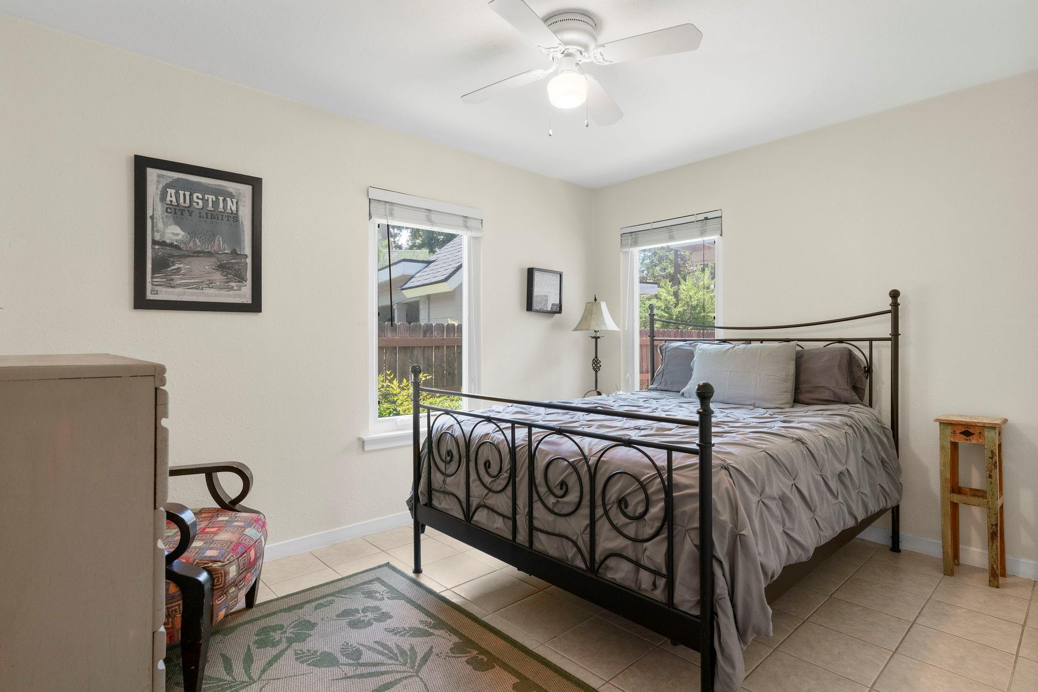 904 Plateau CIR, Austin, TX 78745
