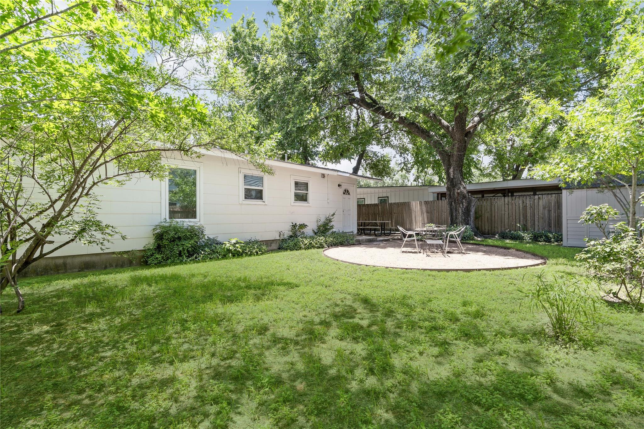 904 Plateau CIR, Austin, TX 78745