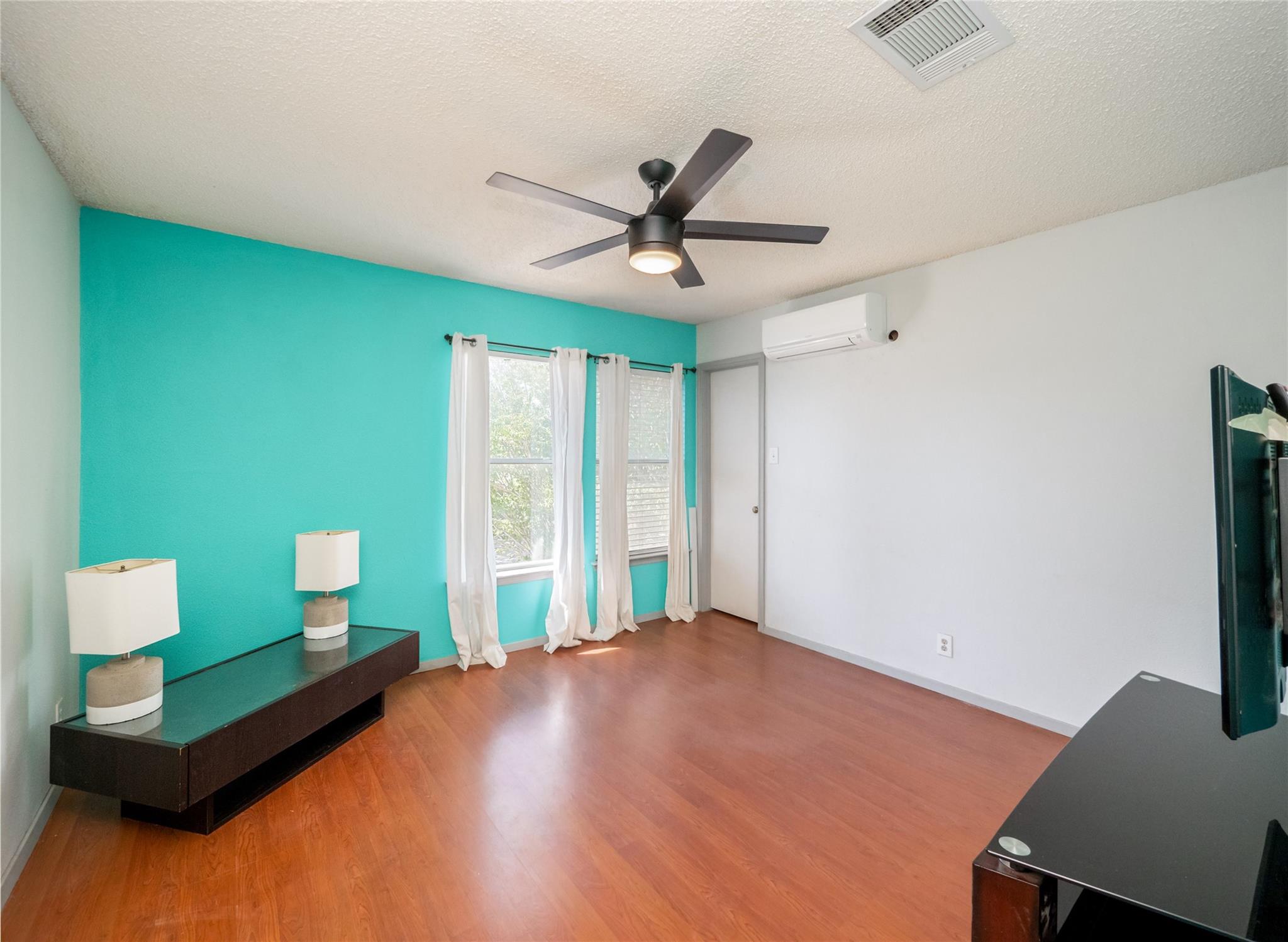 1316 Dexford Dr, Austin, TX 78753