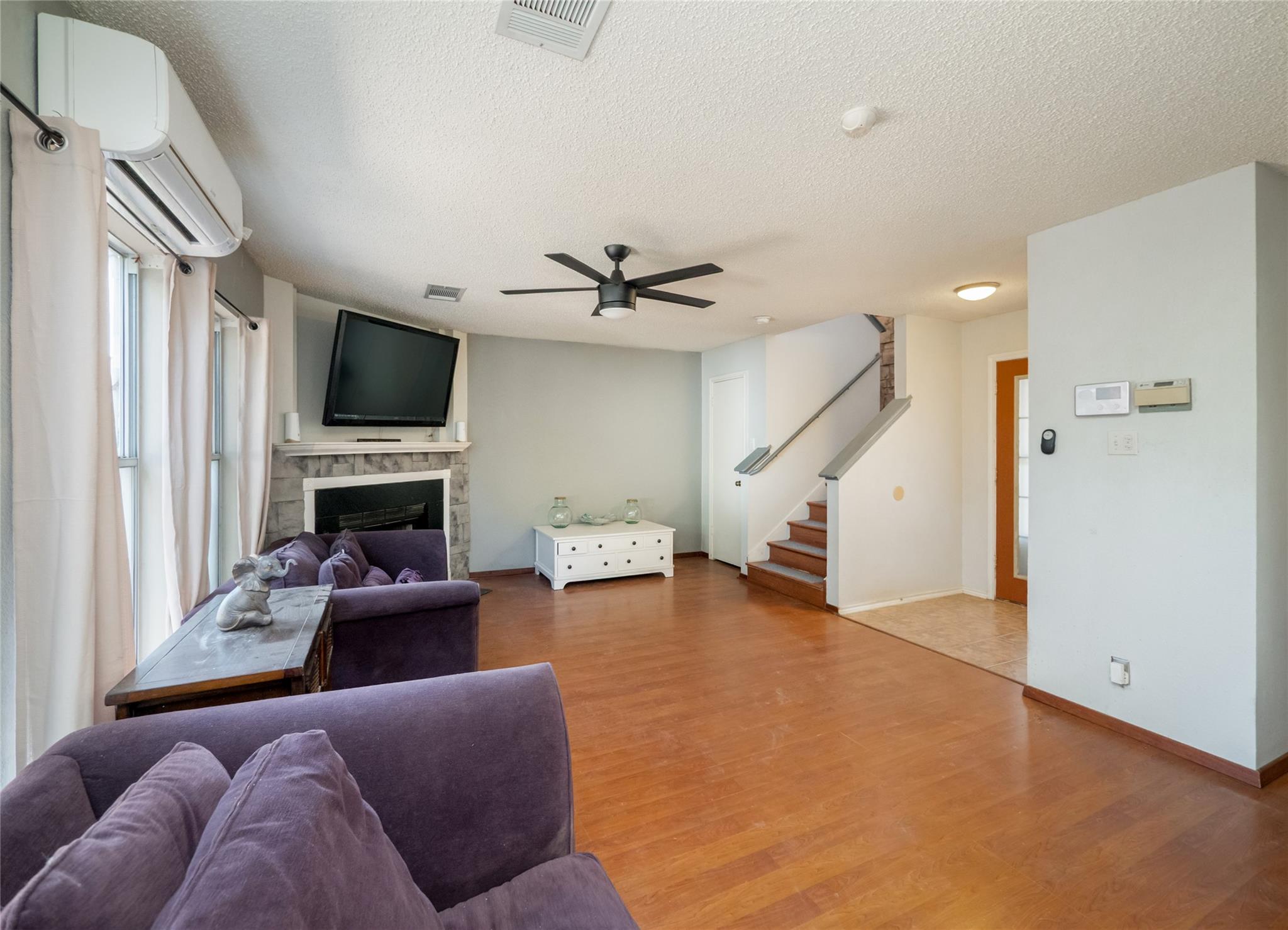 1316 Dexford Dr, Austin, TX 78753