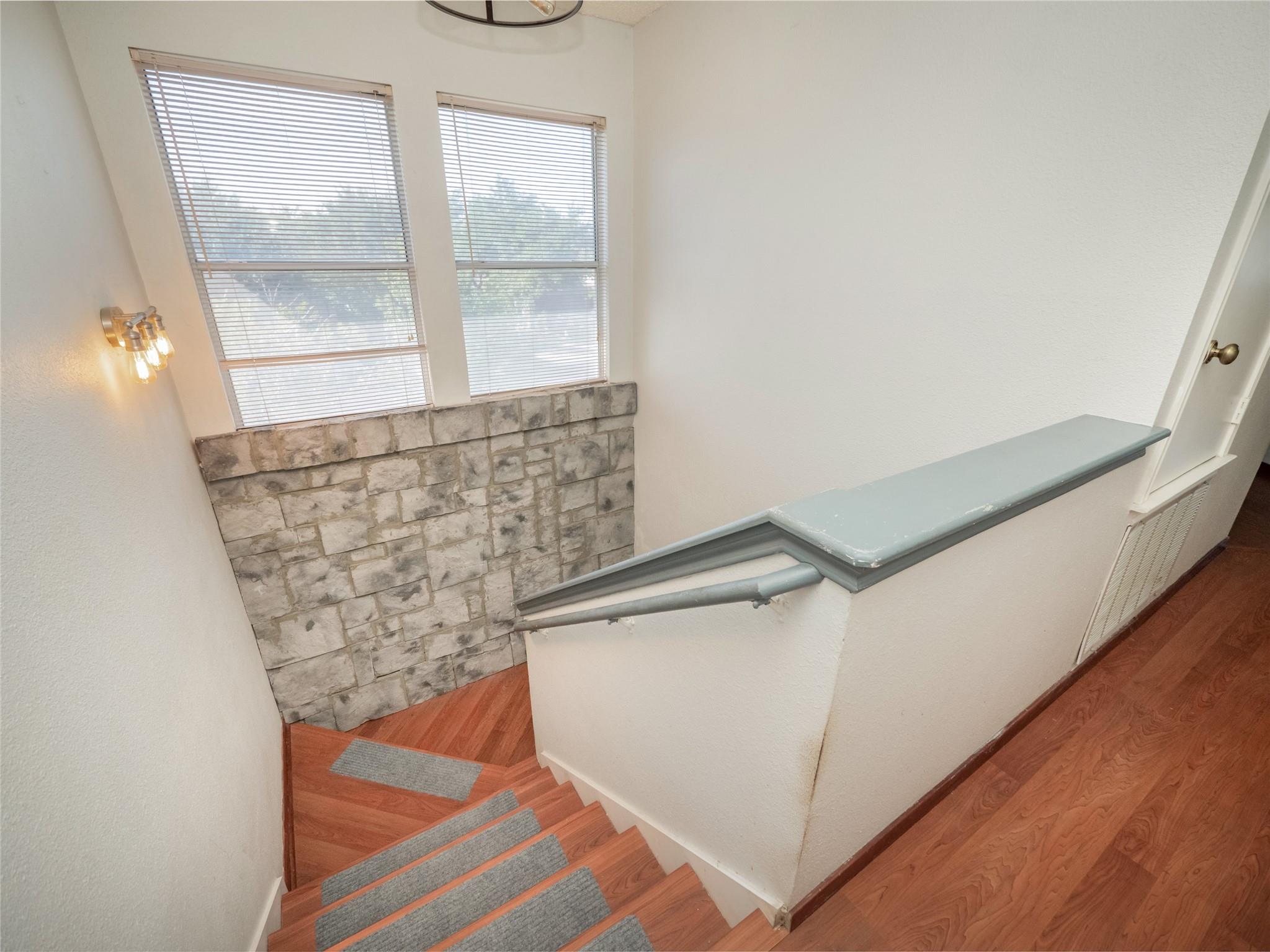 1316 Dexford Dr, Austin, TX 78753