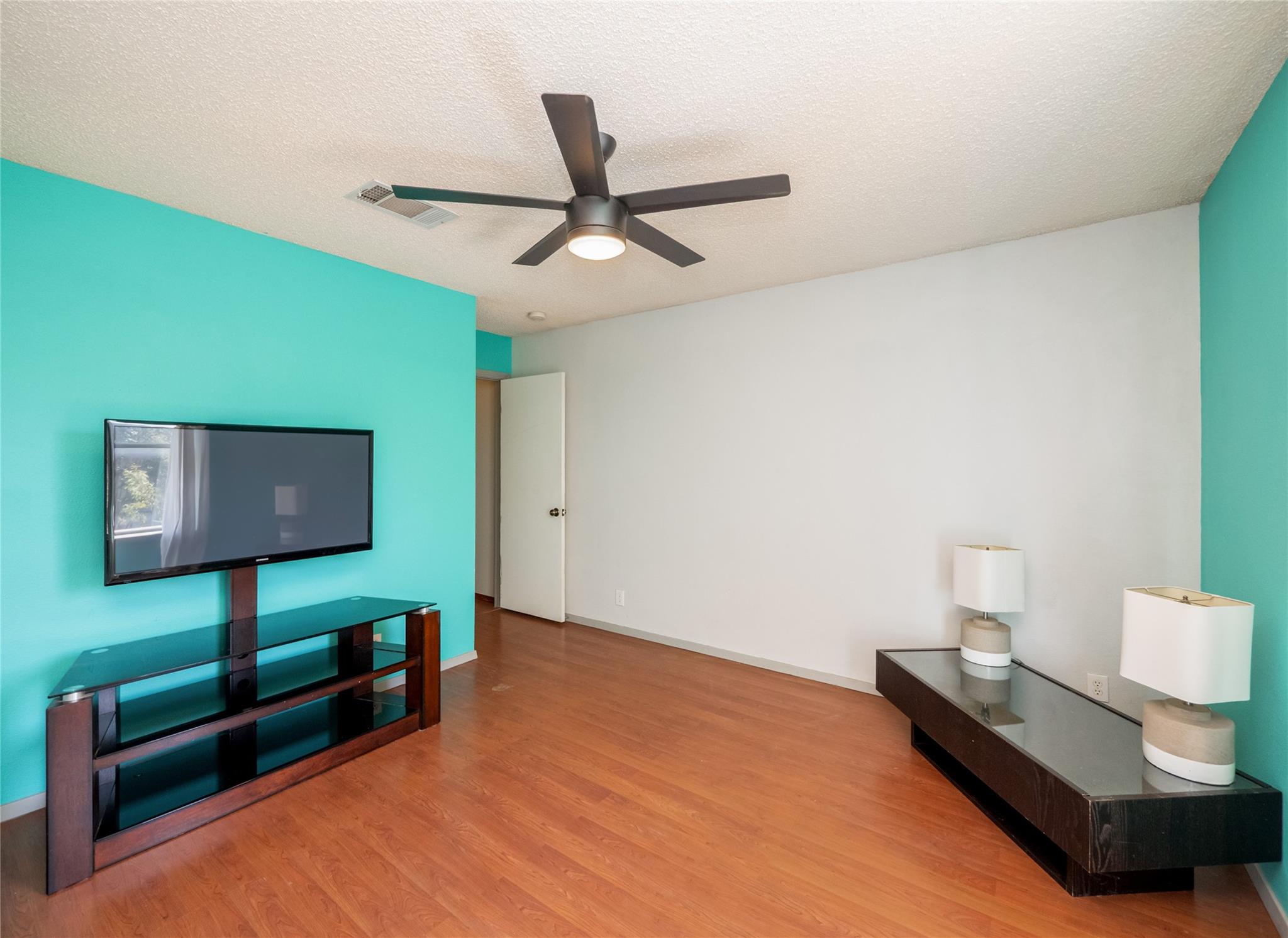 1316 Dexford Dr, Austin, TX 78753