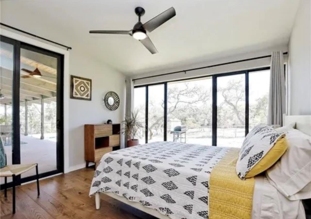 7300 Deepwood Dr, Lago Vista, TX 78645