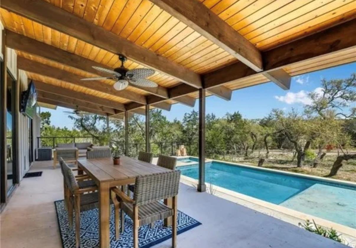 7300 Deepwood Dr, Lago Vista, TX 78645