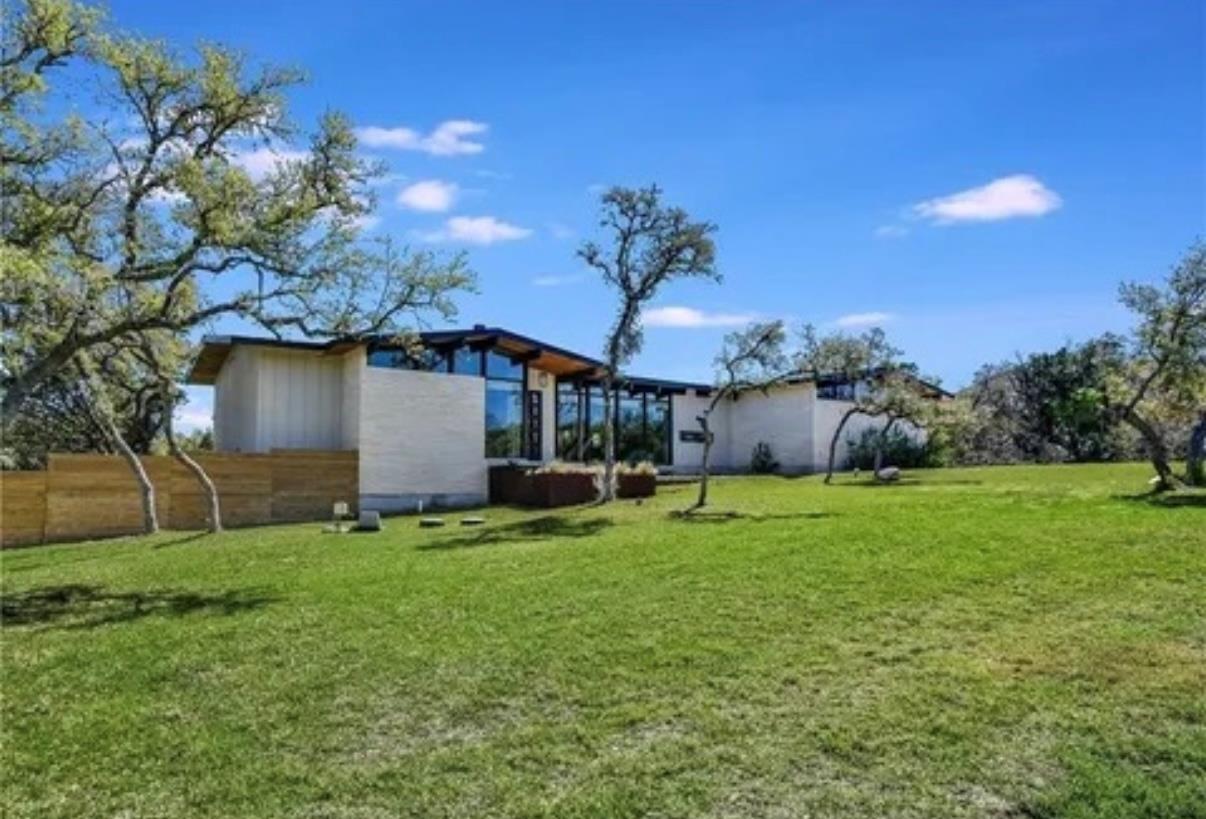 7300 Deepwood Dr, Lago Vista, TX 78645
