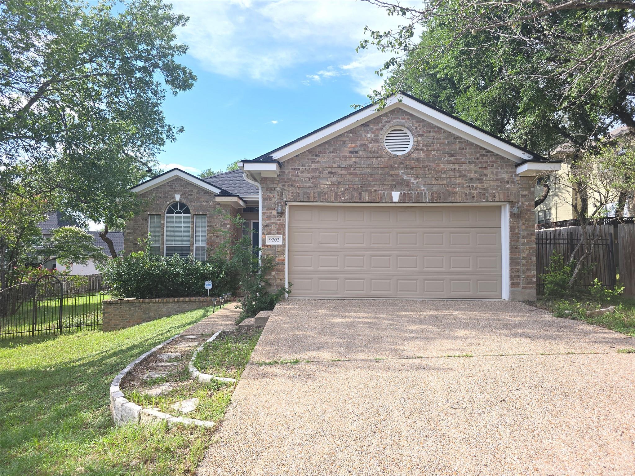 9202 Brigadoon Cv, Austin, TX 78750
