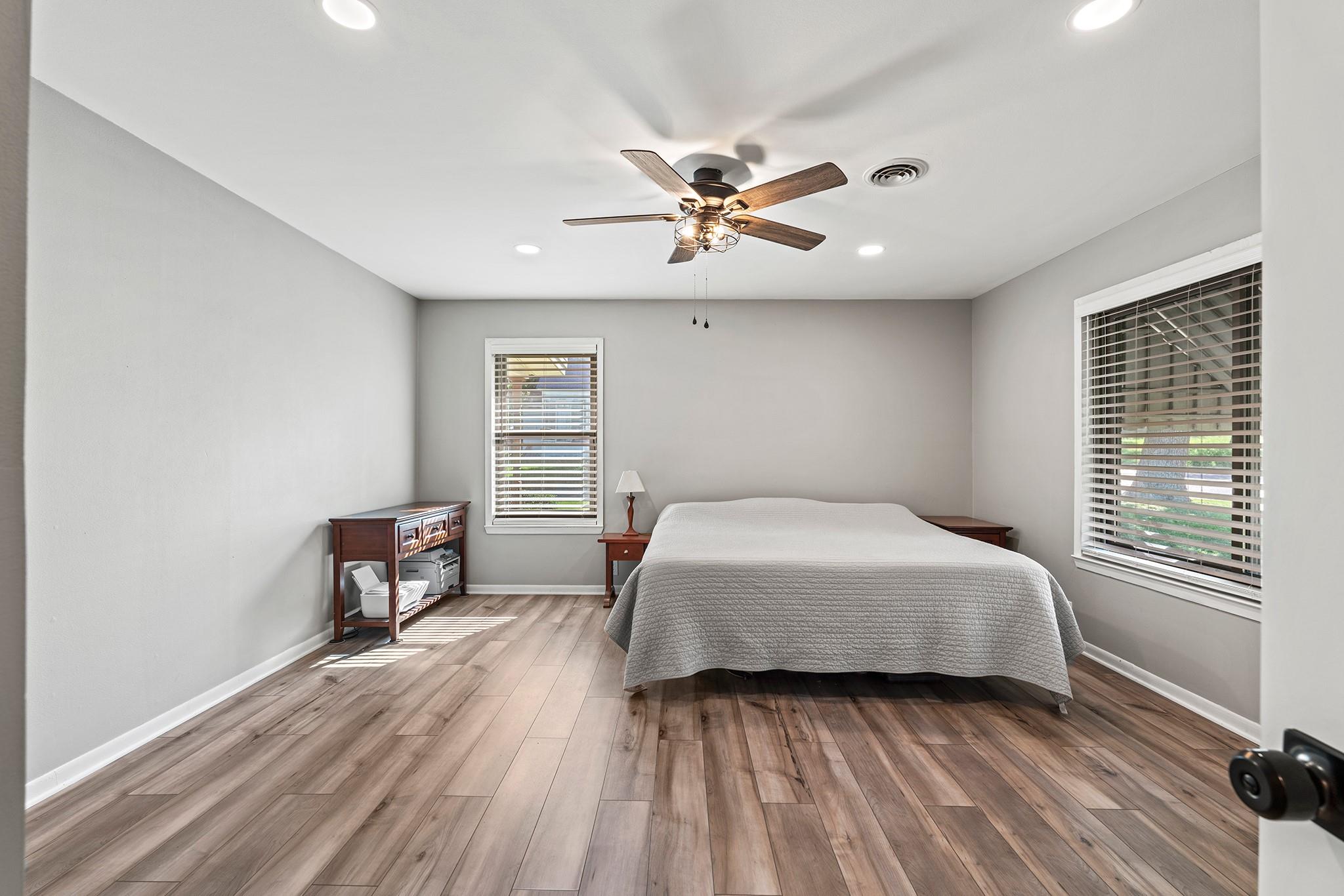 501 San Gabriel St, Rockdale, TX 76567