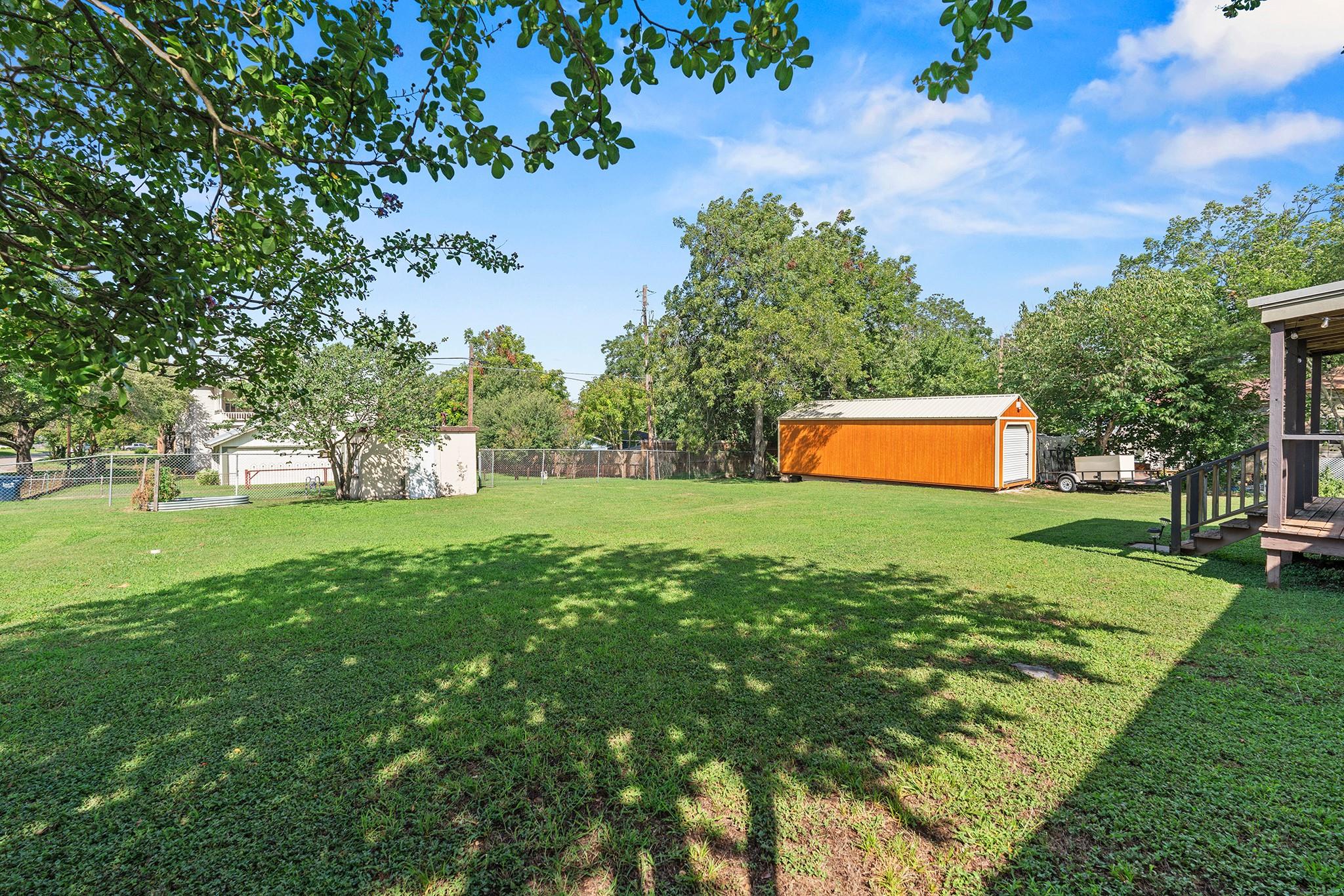 501 San Gabriel St, Rockdale, TX 76567