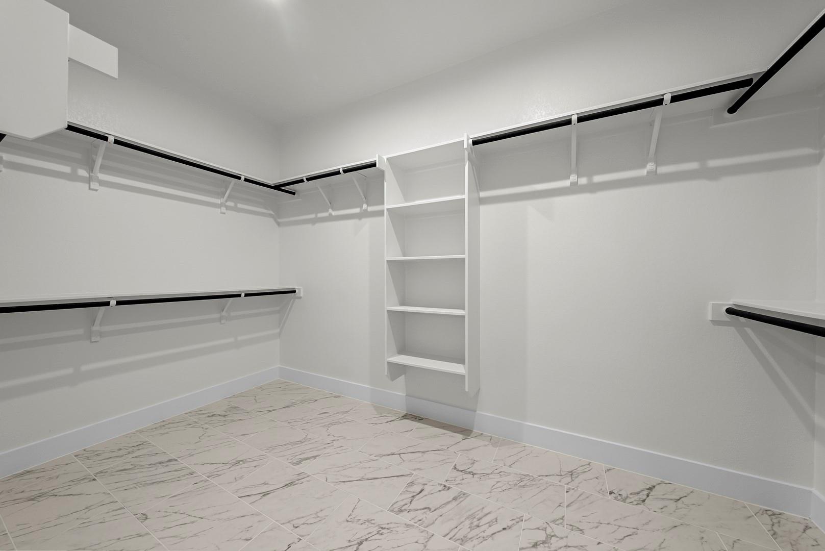 674 Iron Willow Loop, Dripping Springs, TX 78620