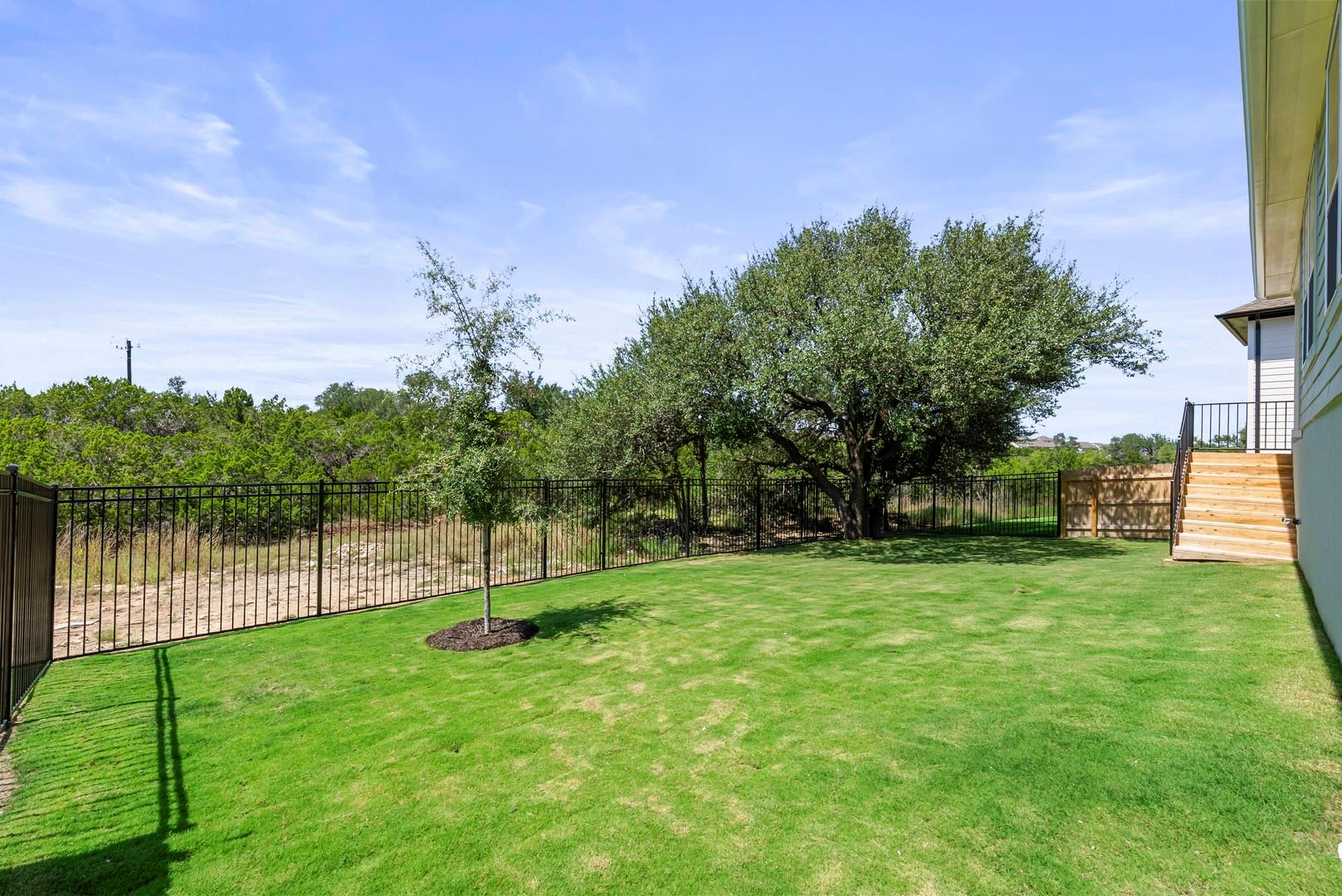 674 Iron Willow Loop, Dripping Springs, TX 78620