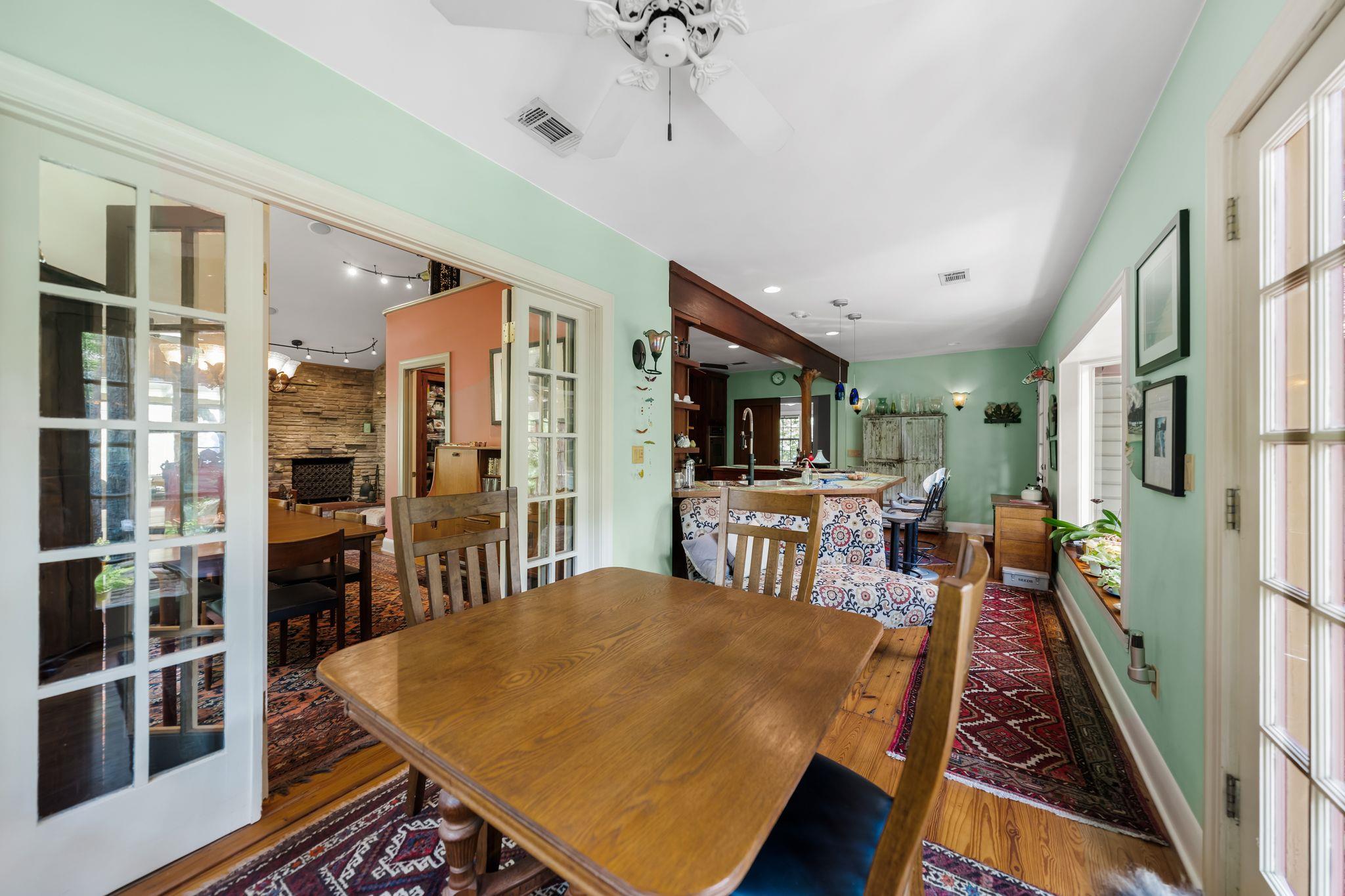 221 Park Ln, Austin, TX 78704