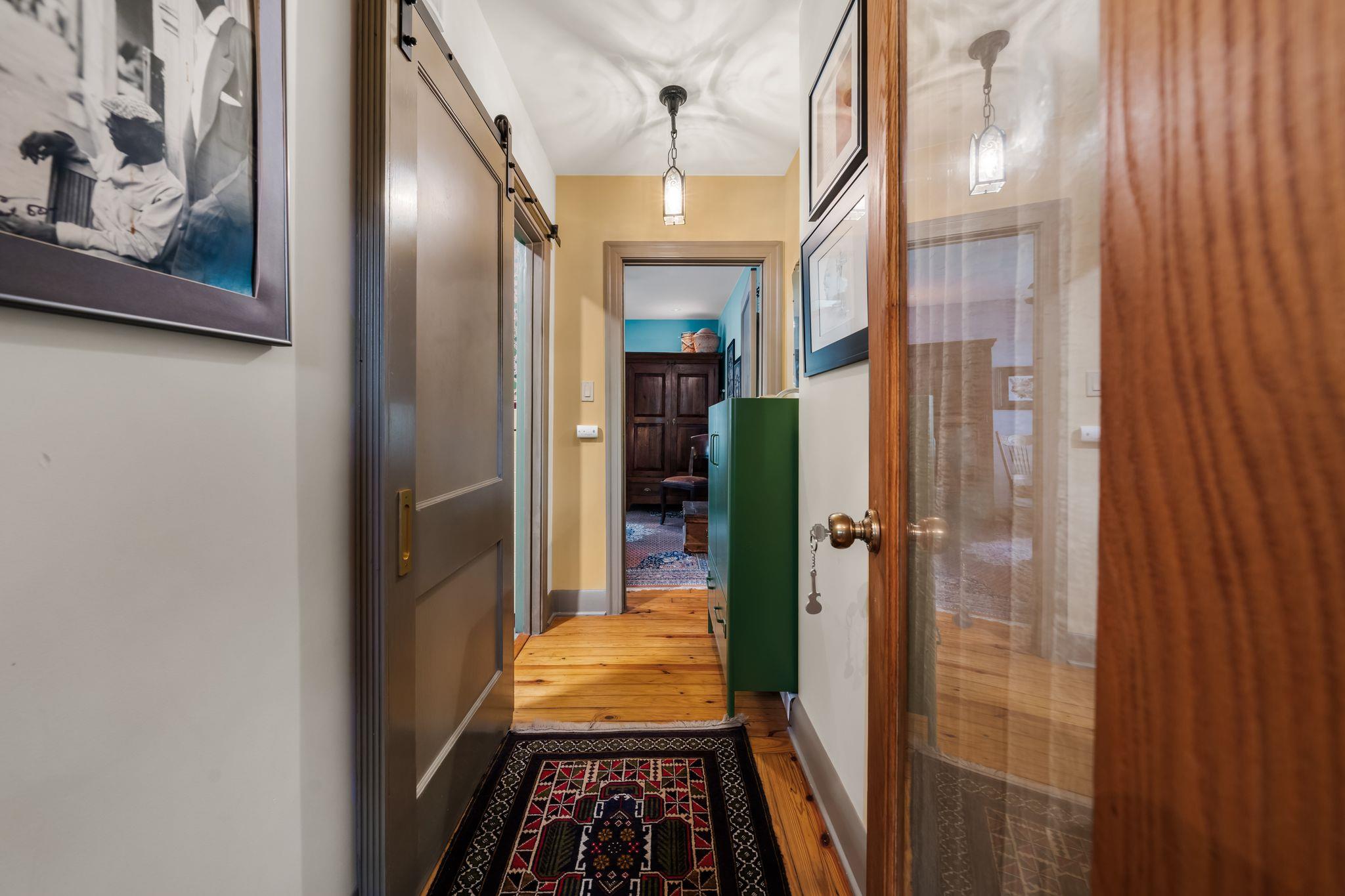 221 Park Ln, Austin, TX 78704