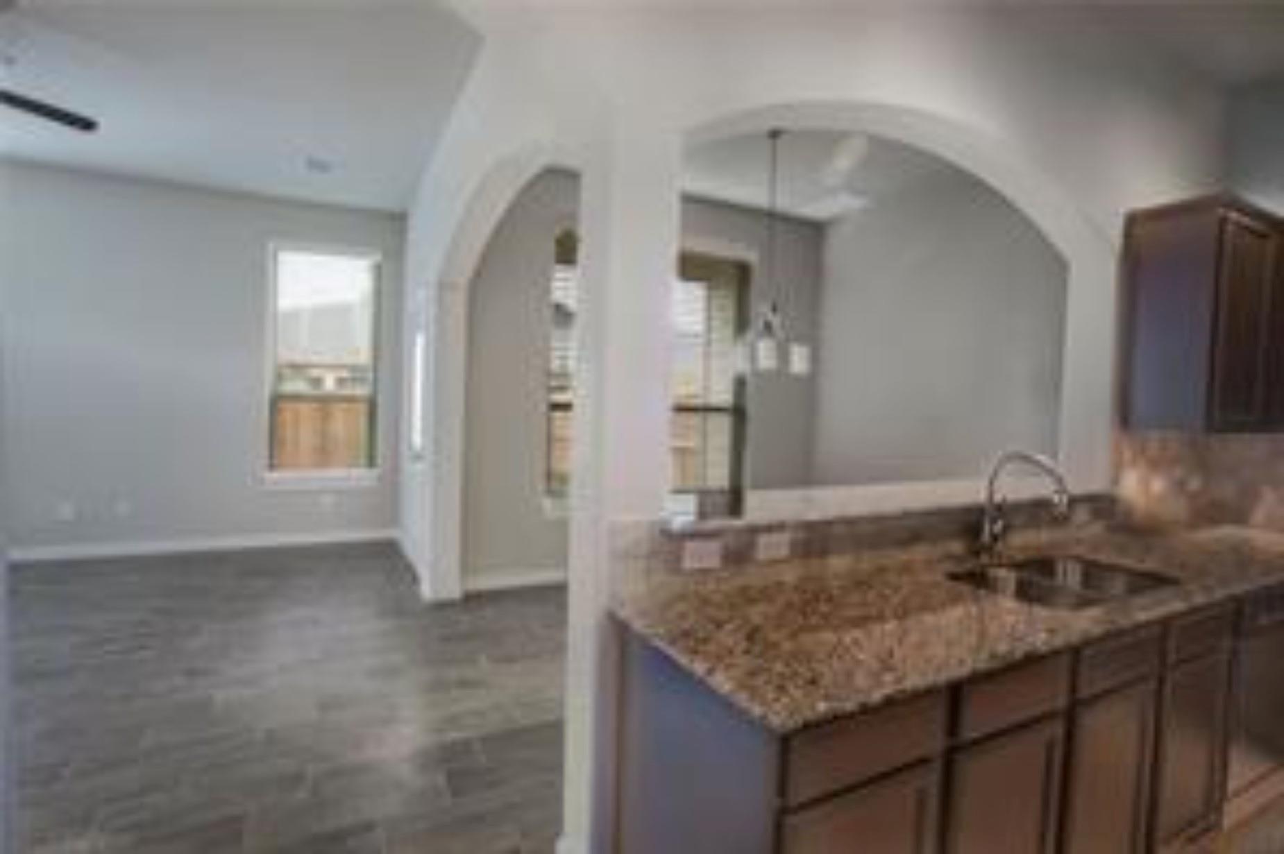 143 Lakeview Ct, Kyle, TX 78640