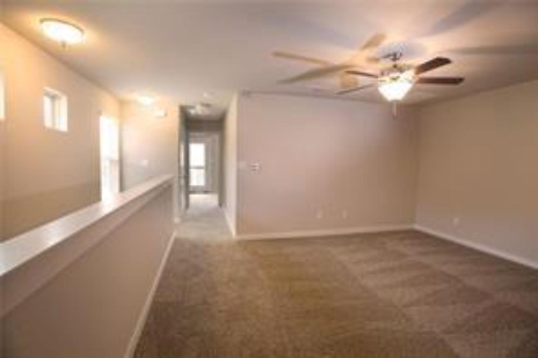 143 Lakeview Ct, Kyle, TX 78640