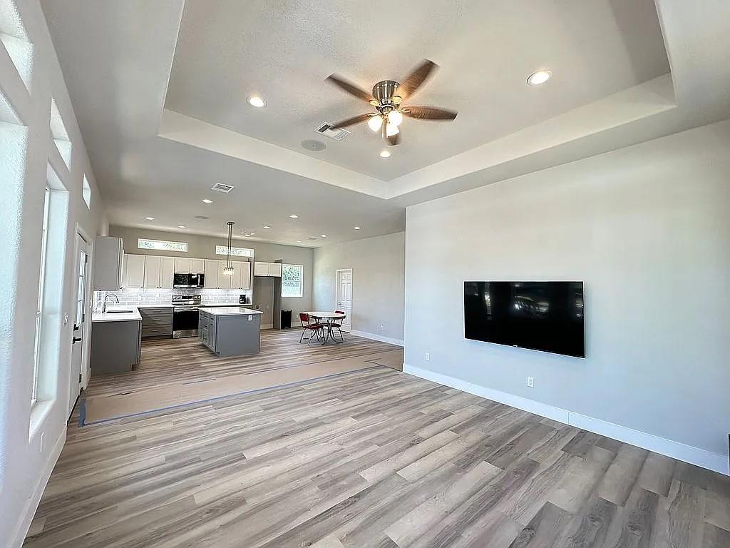 195 Covert Dr, Tow, TX 78672