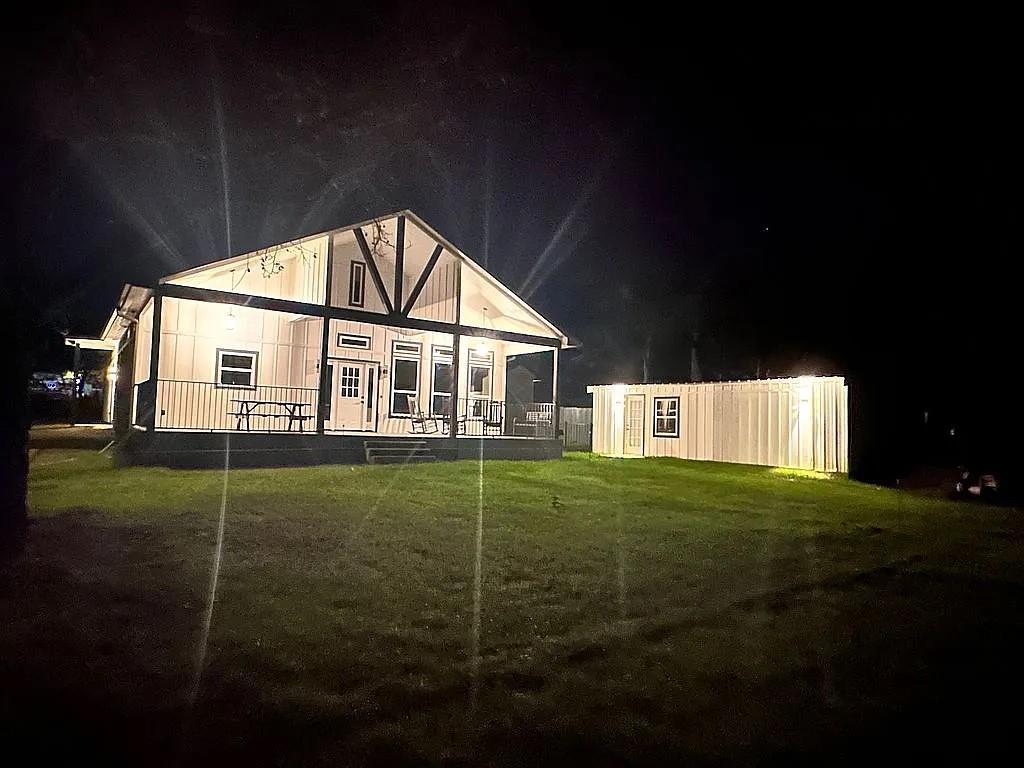 195 Covert Dr, Tow, TX 78672