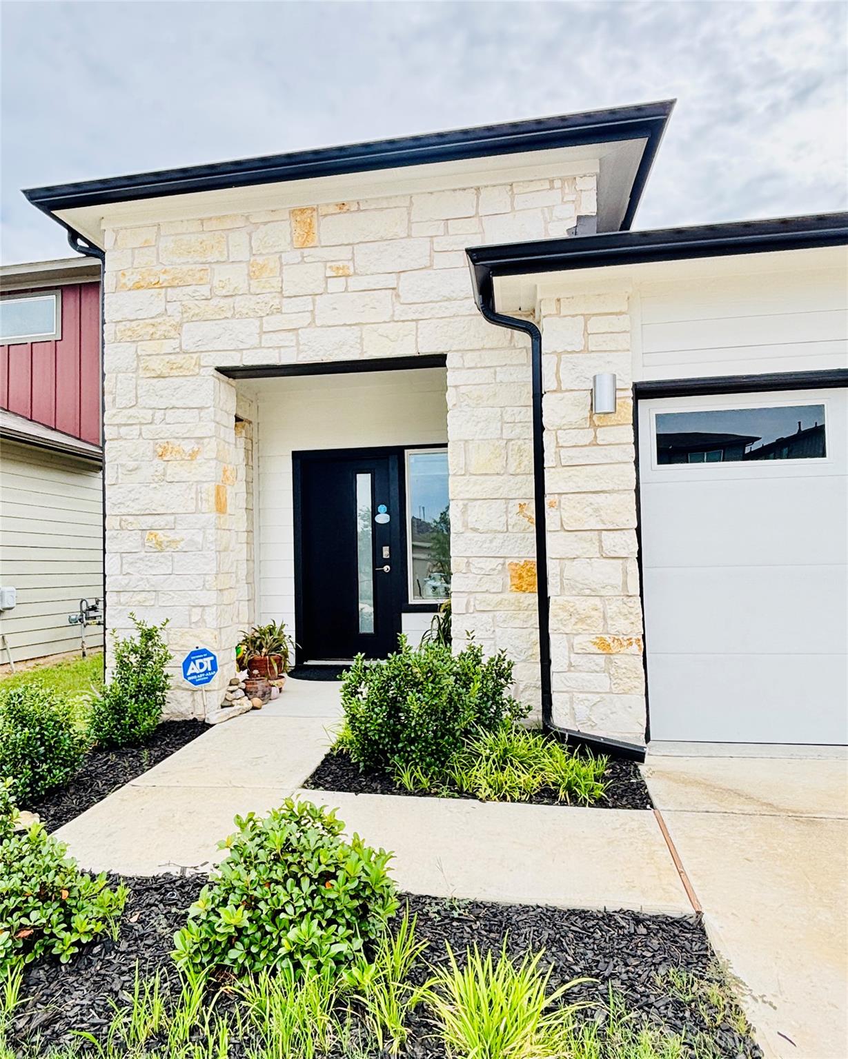 427 WILSHIRE Rd, San Marcos, TX 78666