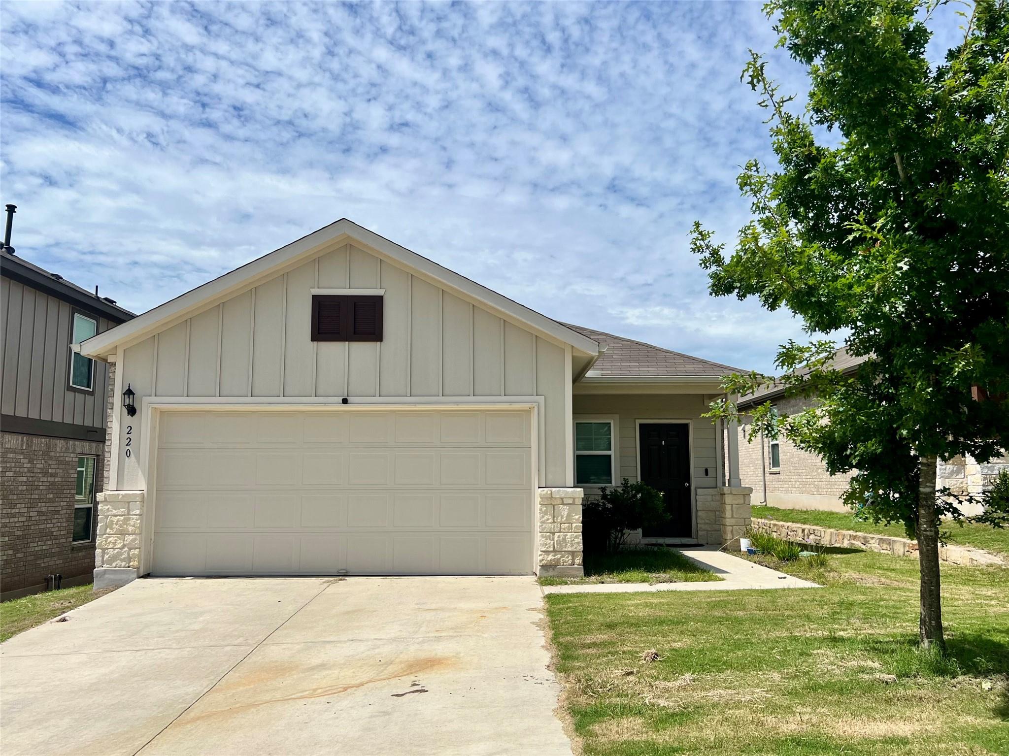220 Pepperbark Loop, Buda, TX 78610